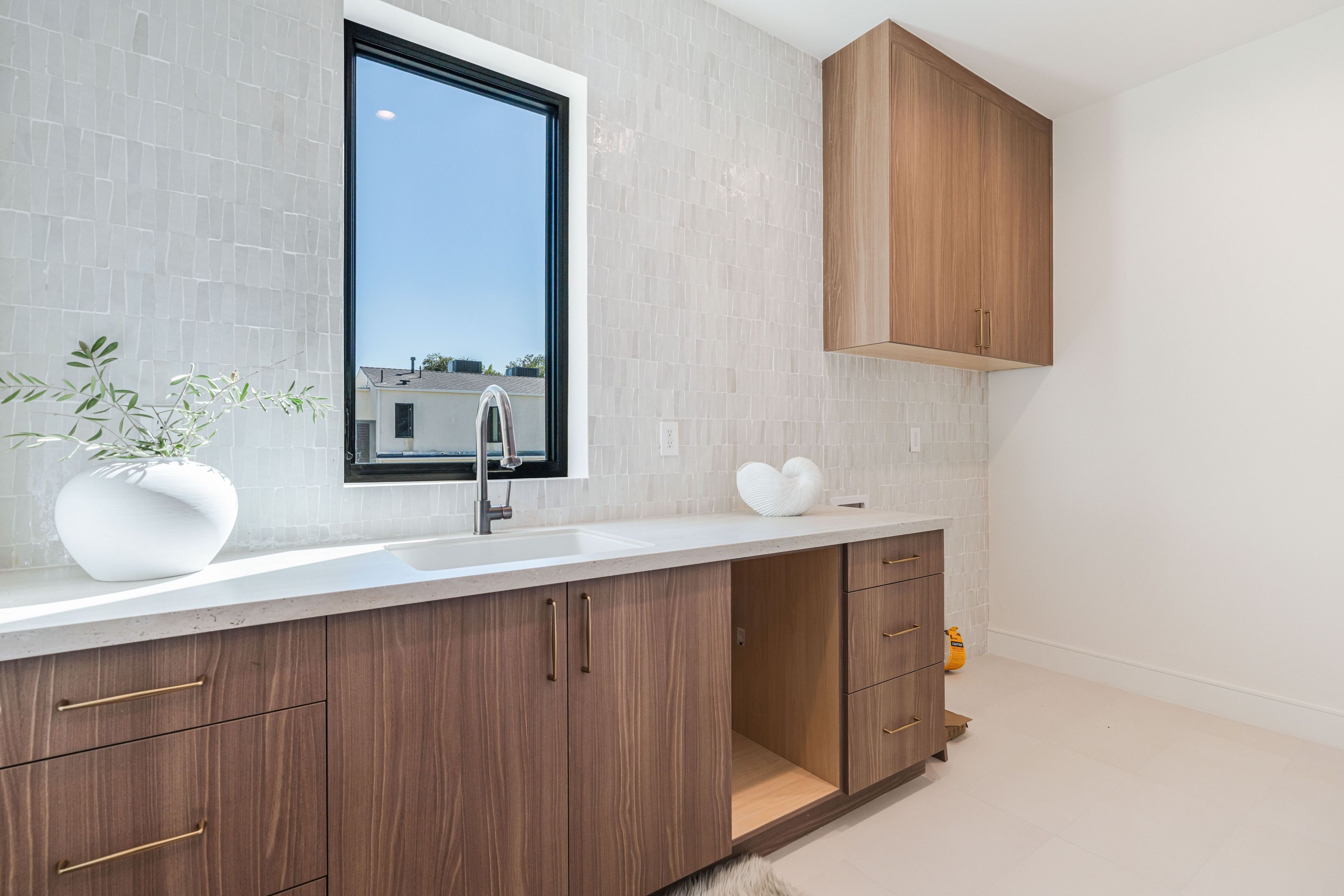  4759 Firmament Avenue - 物件實景