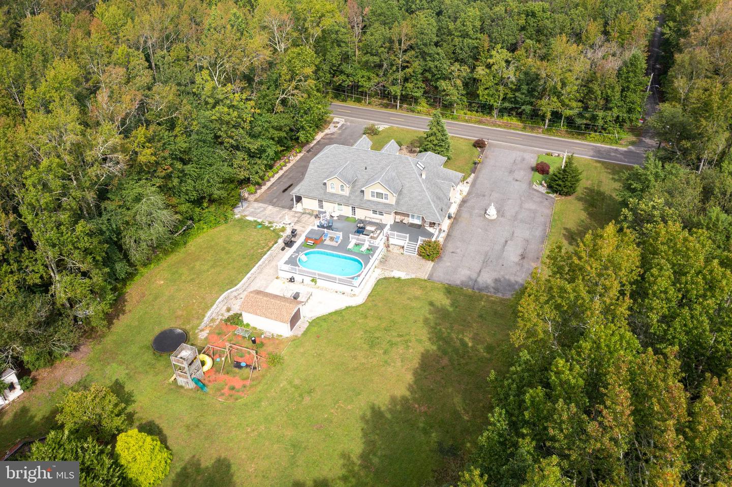 VINELAND, New Jersey, 08361, United States, 4 Bedrooms Bedrooms, ,5 BathroomsBathrooms,Residential,For Sale,1980125