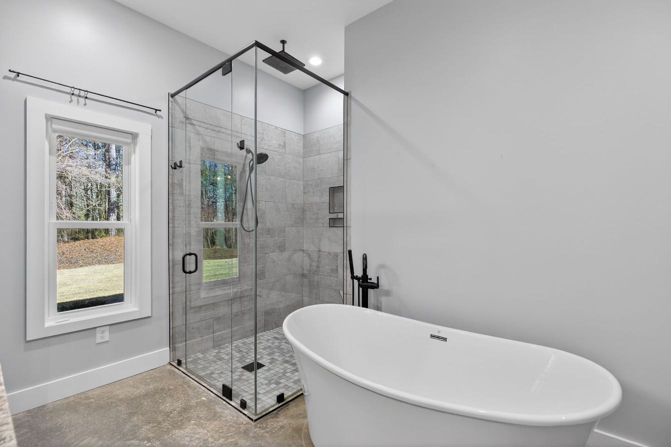 Carrollton, Georgia, 30117, United States, 4 Bedrooms Bedrooms, ,5 BathroomsBathrooms,Residential,For Sale,2015350