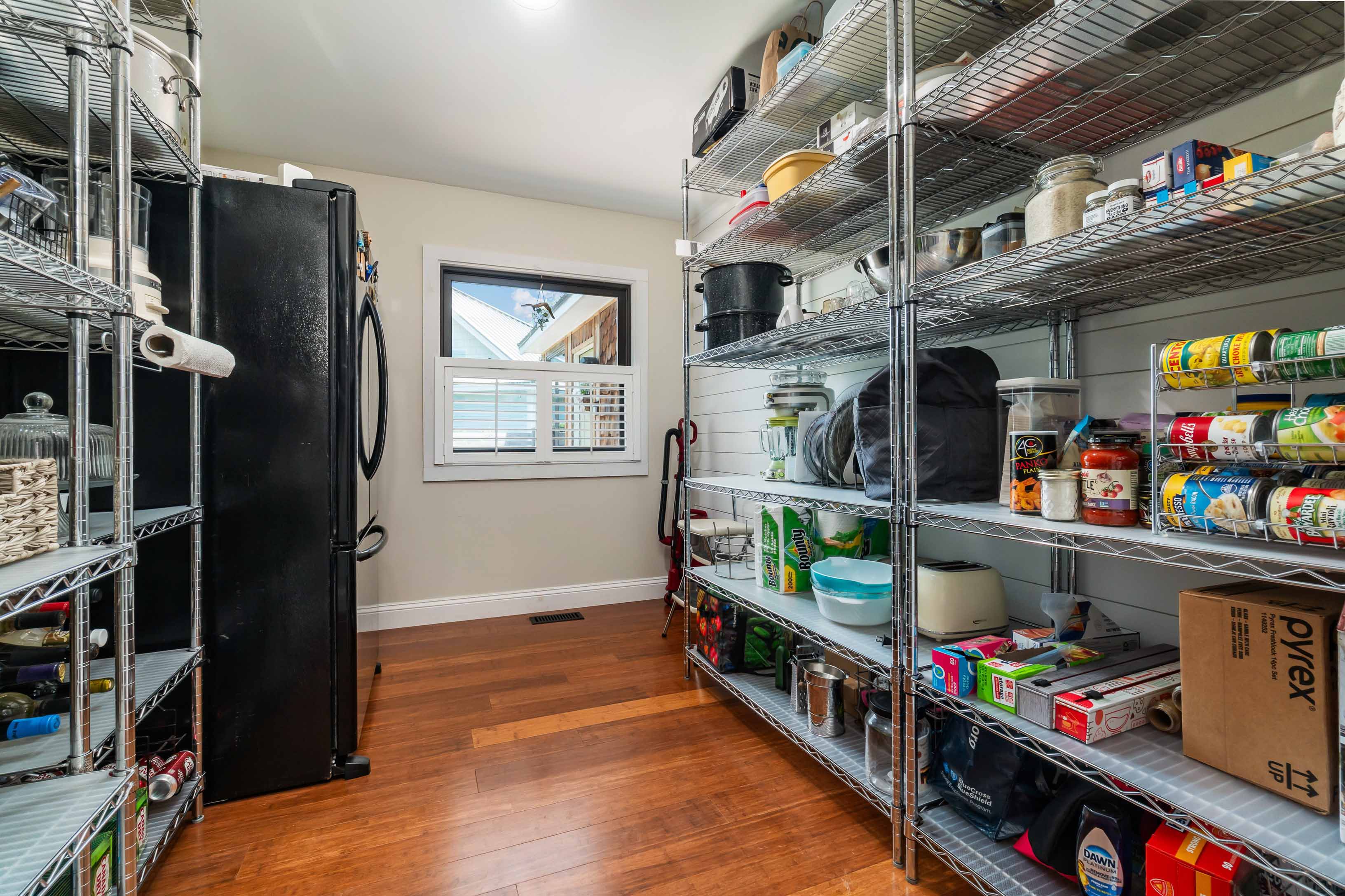 Oriental, North Carolina, 28571, United States, 3 Bedrooms Bedrooms, ,3 BathroomsBathrooms,Residential,For Sale,1979716