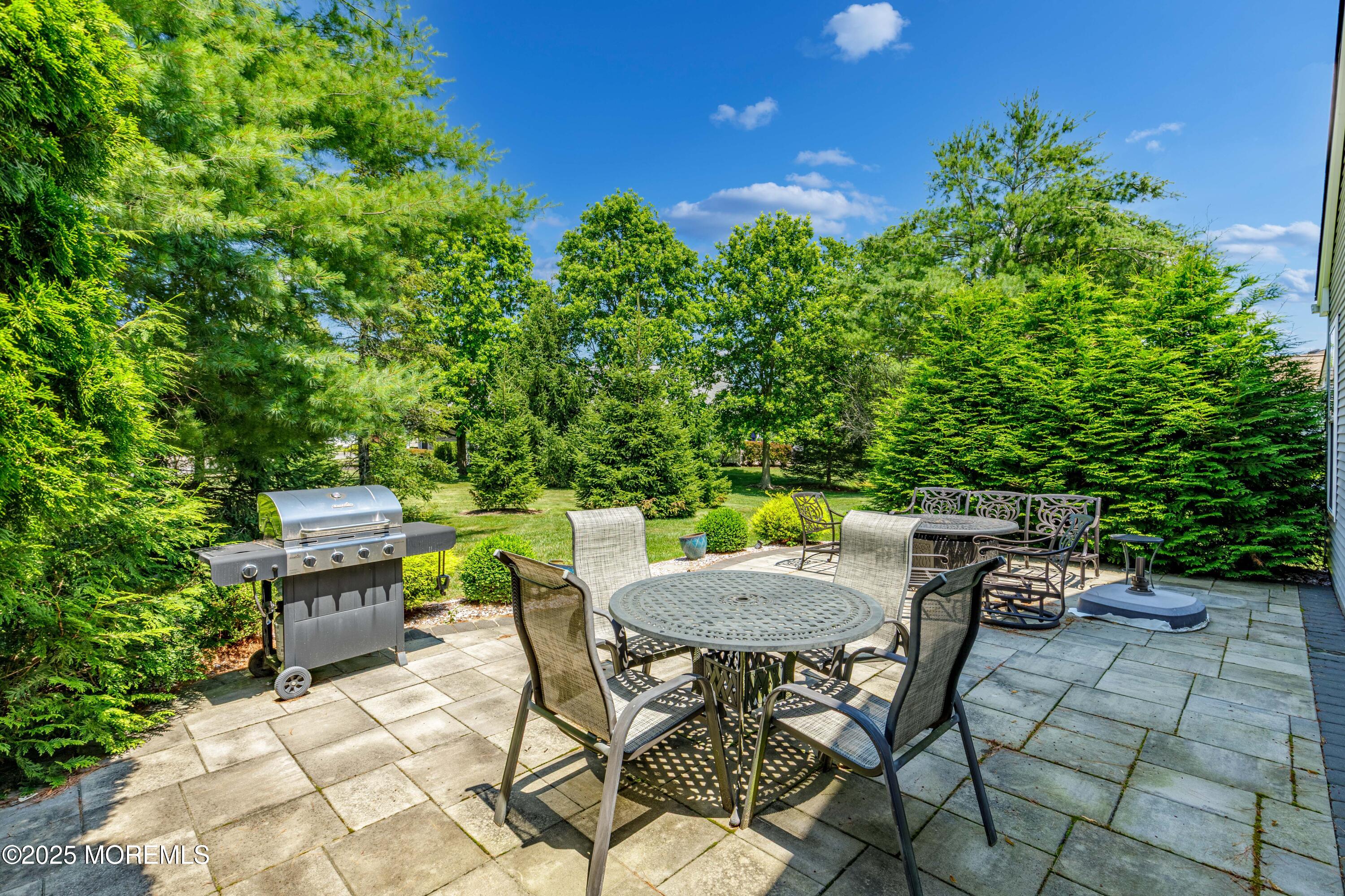Jackson, New Jersey, 08527, United States, 2 Bedrooms Bedrooms, ,2 BathroomsBathrooms,Residential,For Sale,1891386