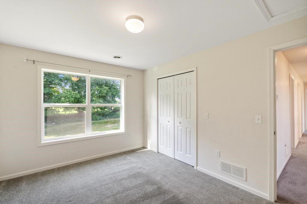 Charlevoix, Michigan, 49720, United States, 5 Bedrooms Bedrooms, ,3 BathroomsBathrooms,Residential,For Sale,1916924