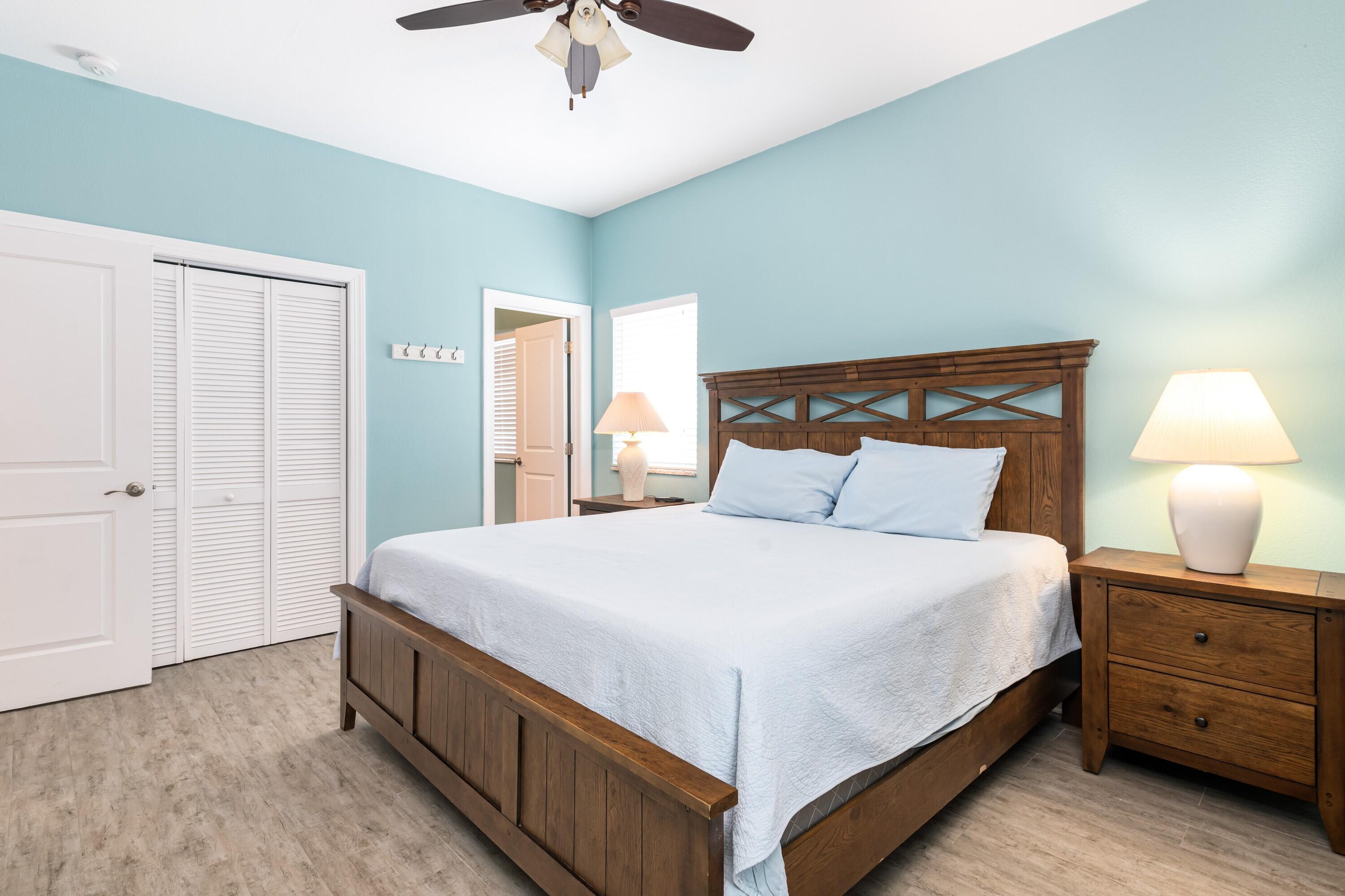 MARATHON, Florida, 33050, United States, 3 Bedrooms Bedrooms, ,2 BathroomsBathrooms,Residential,For Sale,1989010