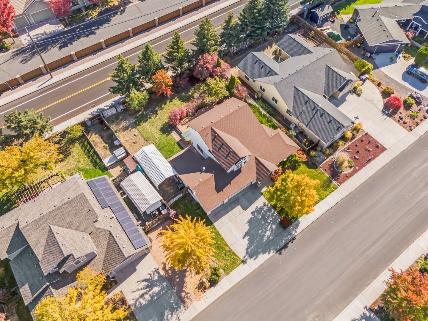 Redmond, Oregon, 97756, United States, 3 Bedrooms Bedrooms, ,3 BathroomsBathrooms,Residential,For Sale,1985077