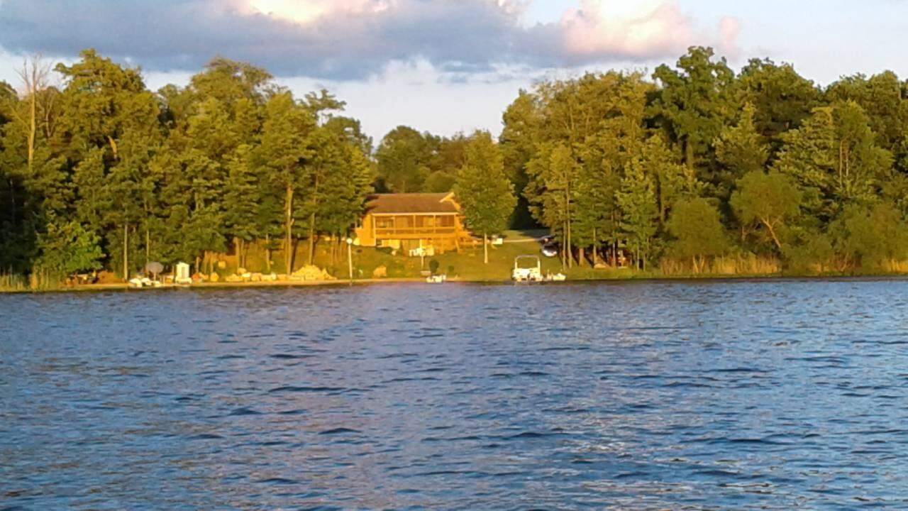 Dowagiac, Michigan, 49047, United States, 3 Bedrooms Bedrooms, ,2 BathroomsBathrooms,Residential,For Sale,1909140