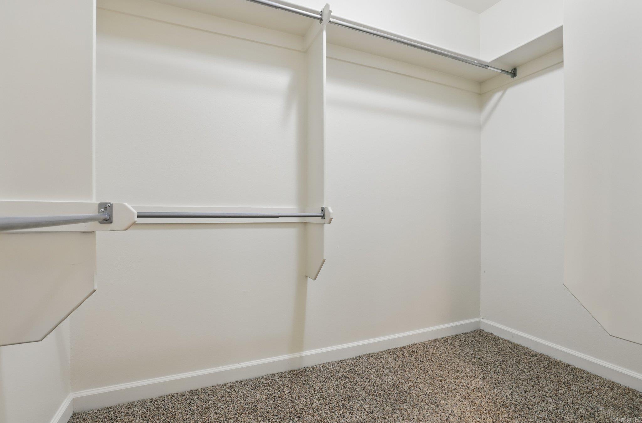 Little Rock, Arkansas, 72211, United States, 4 Bedrooms Bedrooms, ,4 BathroomsBathrooms,Residential,For Sale,1950270