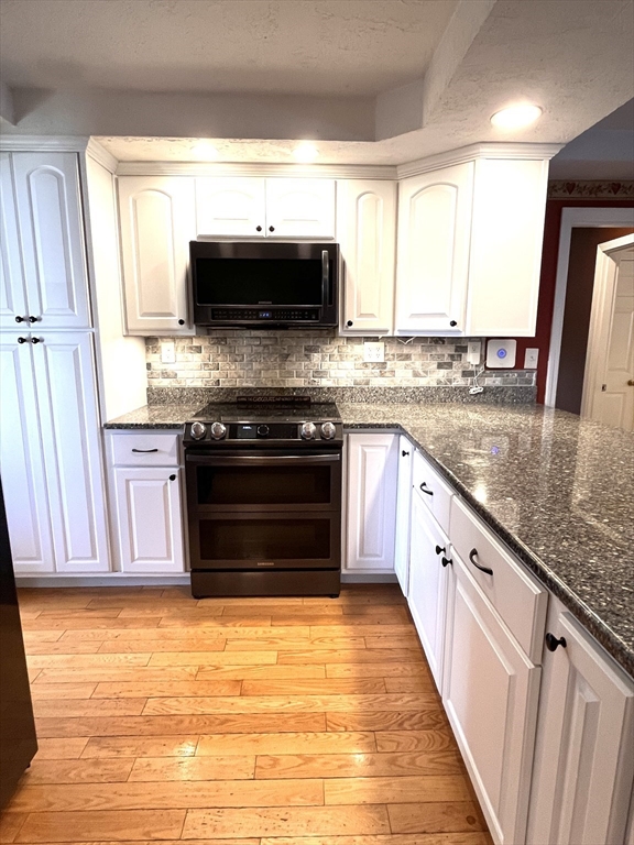 Fitchburg, Massachusetts, 01420, United States, 3 Bedrooms Bedrooms, ,3 BathroomsBathrooms,Residential,For Sale,2005114