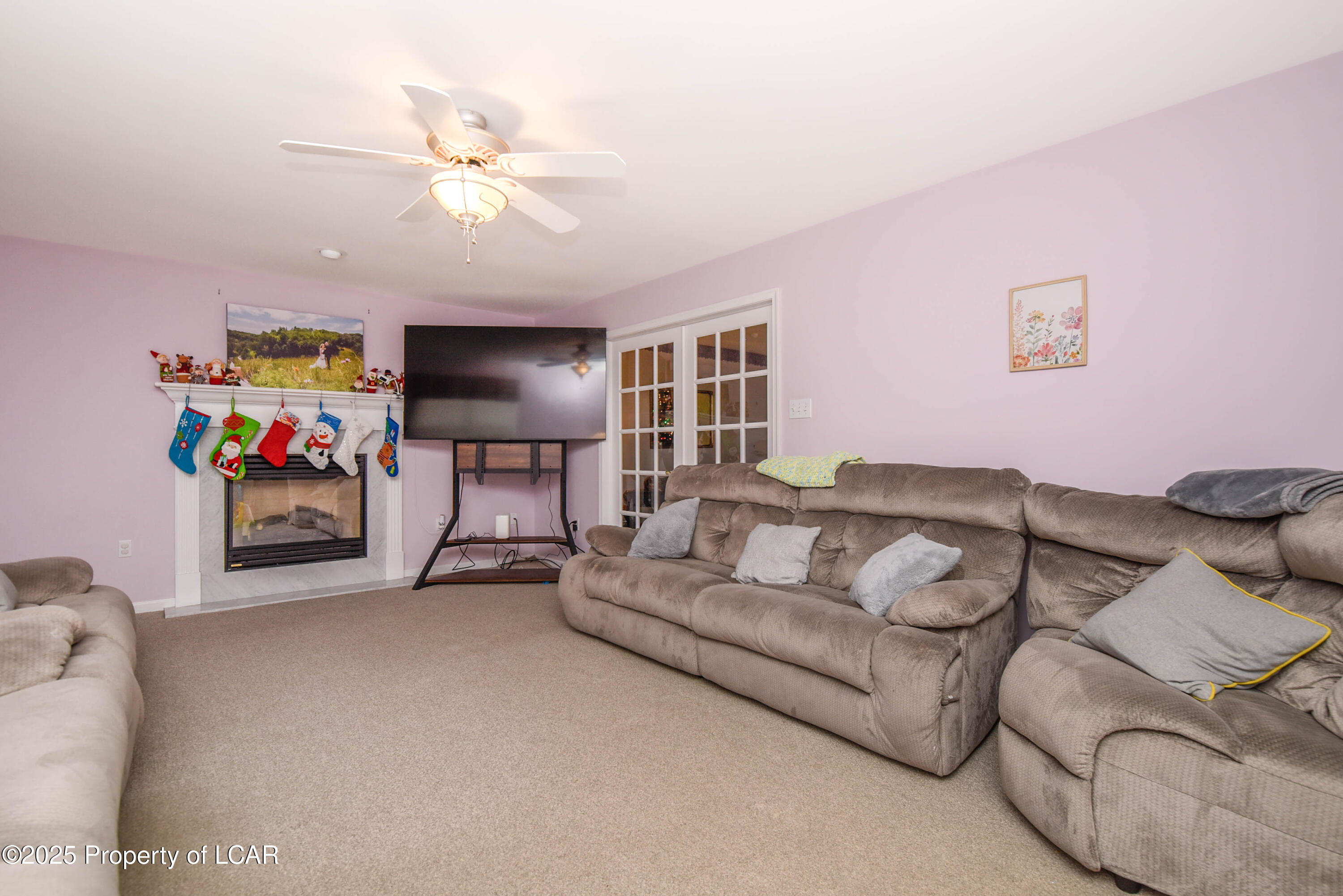 Dallas, Pennsylvania, 18612, United States, 4 Bedrooms Bedrooms, ,3 BathroomsBathrooms,Residential,For Sale,2005553