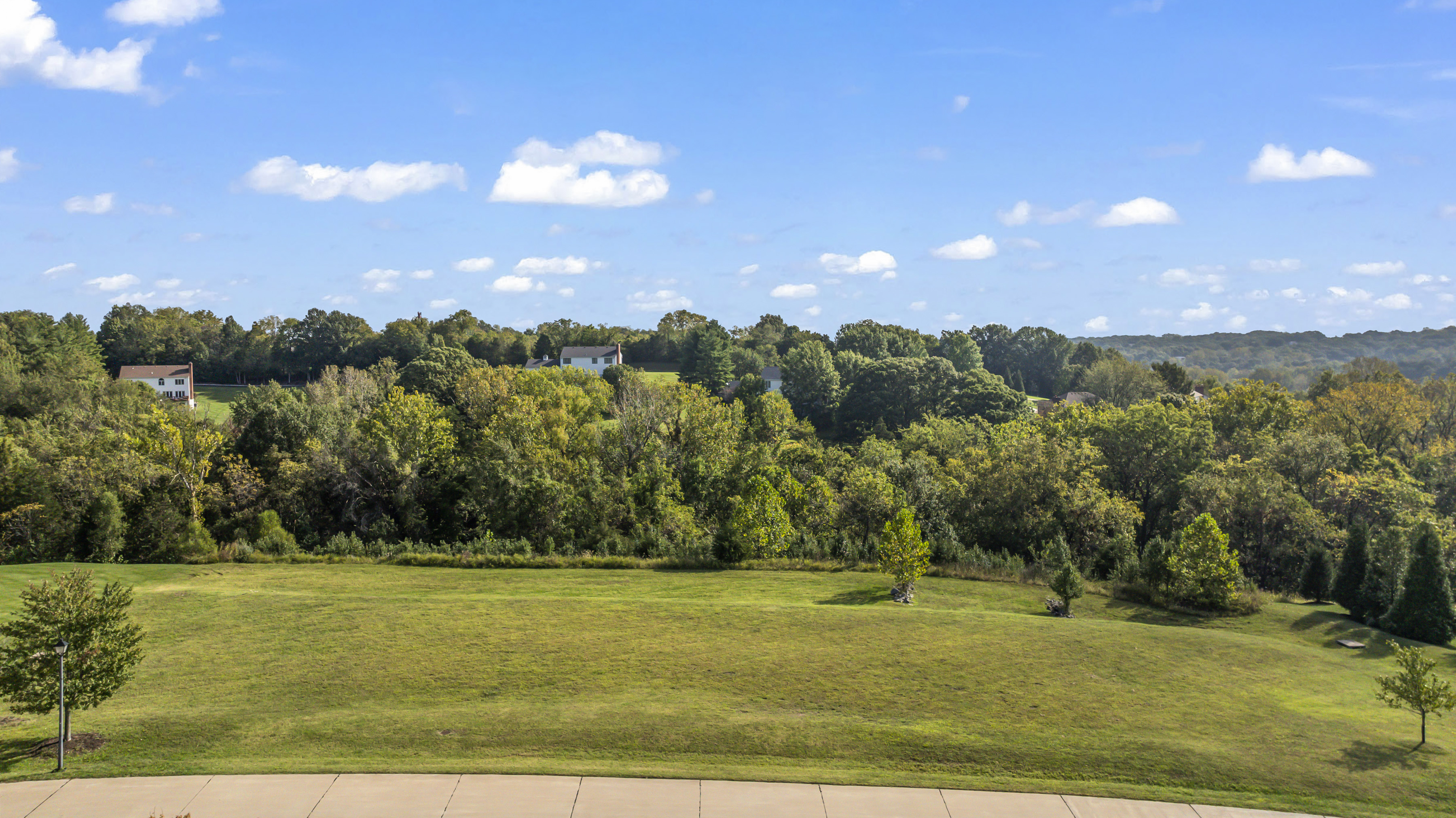  Opportunity to Build Your Fully Customized Luxury Compound on 3+ Level Acres - 物件實景