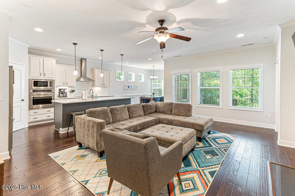 Whispering Pines, North Carolina, 28327, United States, 4 Bedrooms Bedrooms, ,3 BathroomsBathrooms,Residential,For Sale,1897233