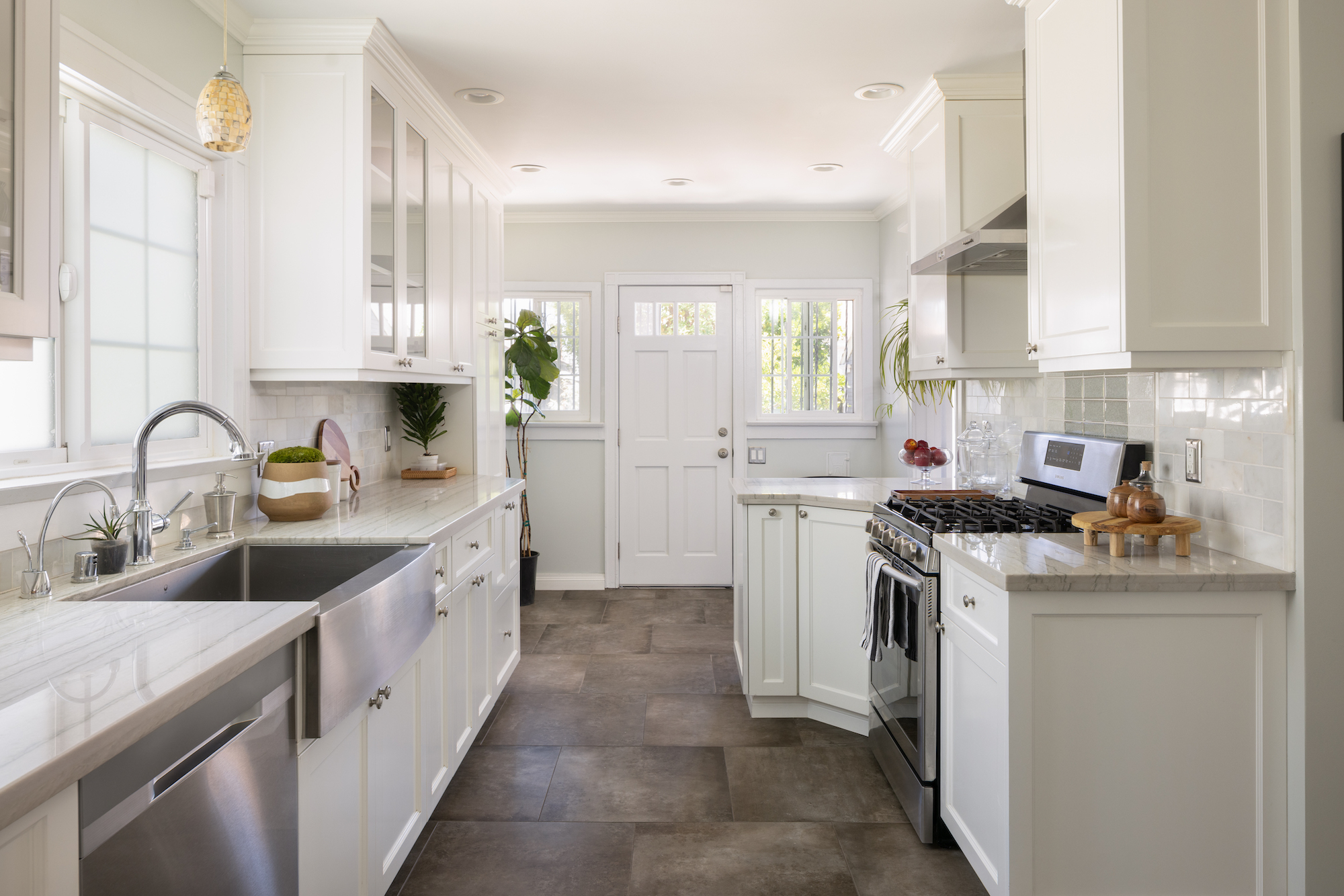 Los Angeles, California, 90029, United States, 4 Bedrooms Bedrooms, ,3 BathroomsBathrooms,Residential,For Sale,1864555