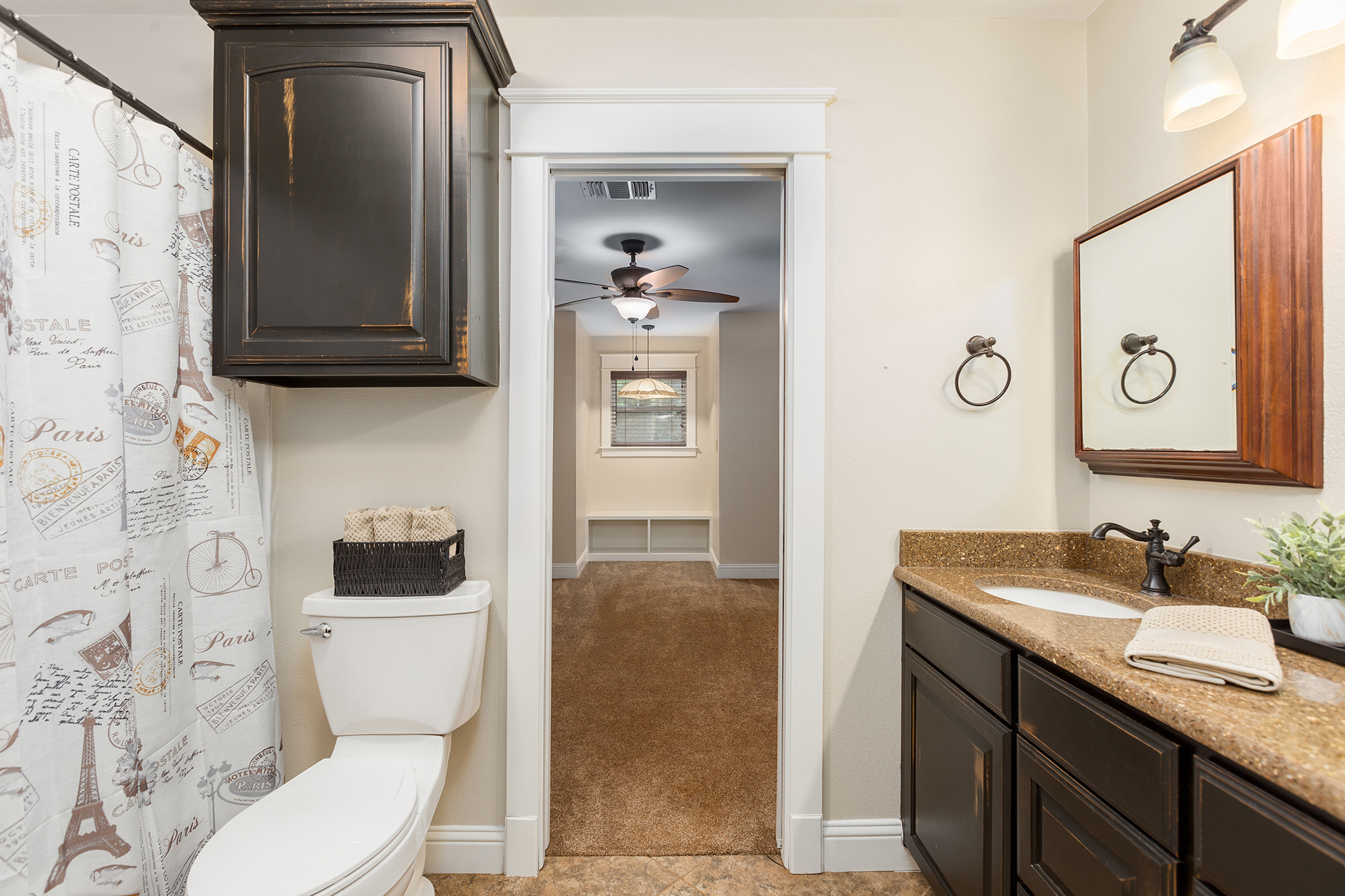 Bronson, Texas, 75930, United States, 5 Bedrooms Bedrooms, ,4 BathroomsBathrooms,Residential,For Sale,1944526