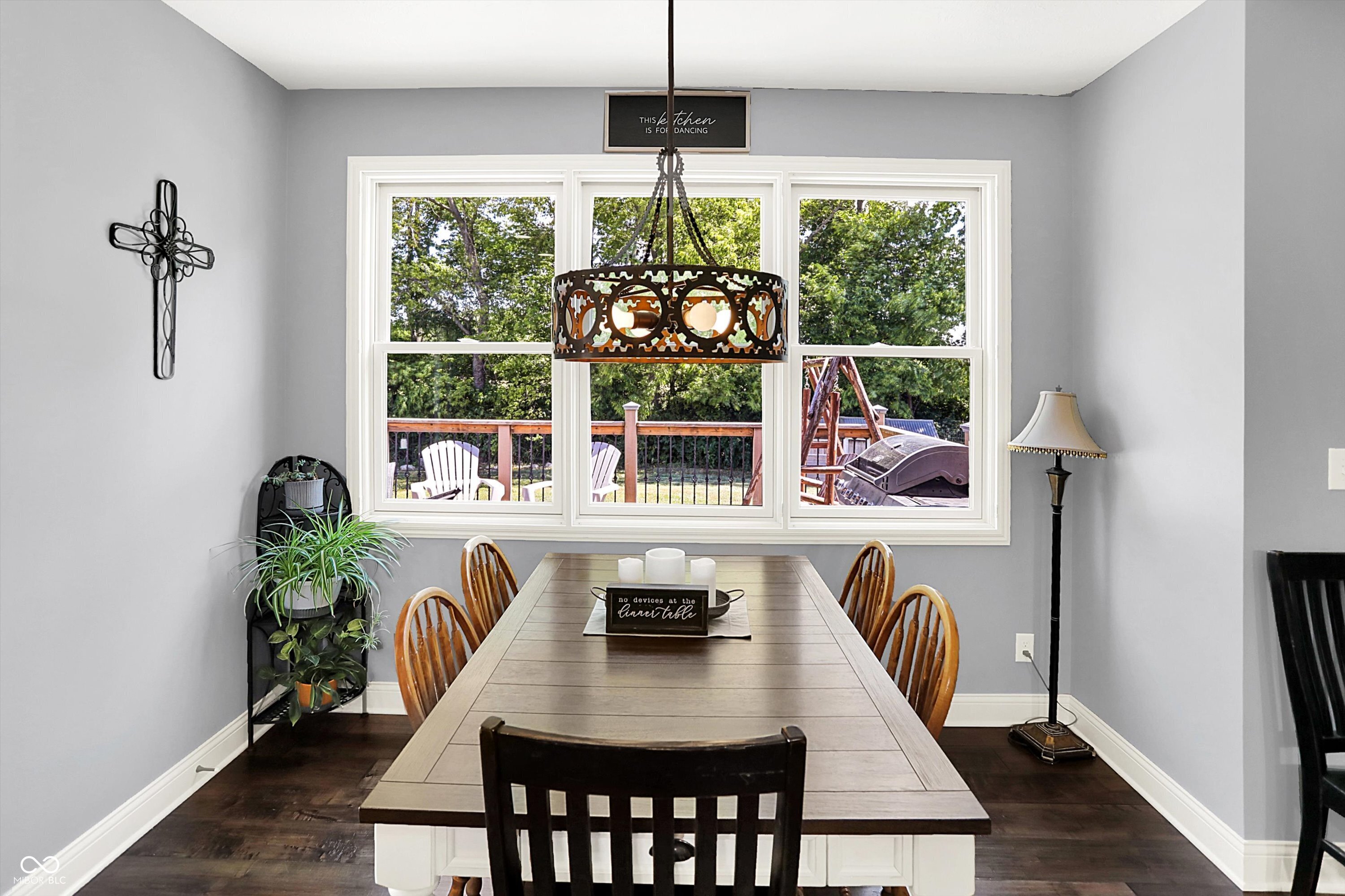 Greenwood, Indiana, 46143, United States, 4 Bedrooms Bedrooms, ,3 BathroomsBathrooms,Residential,For Sale,1974469