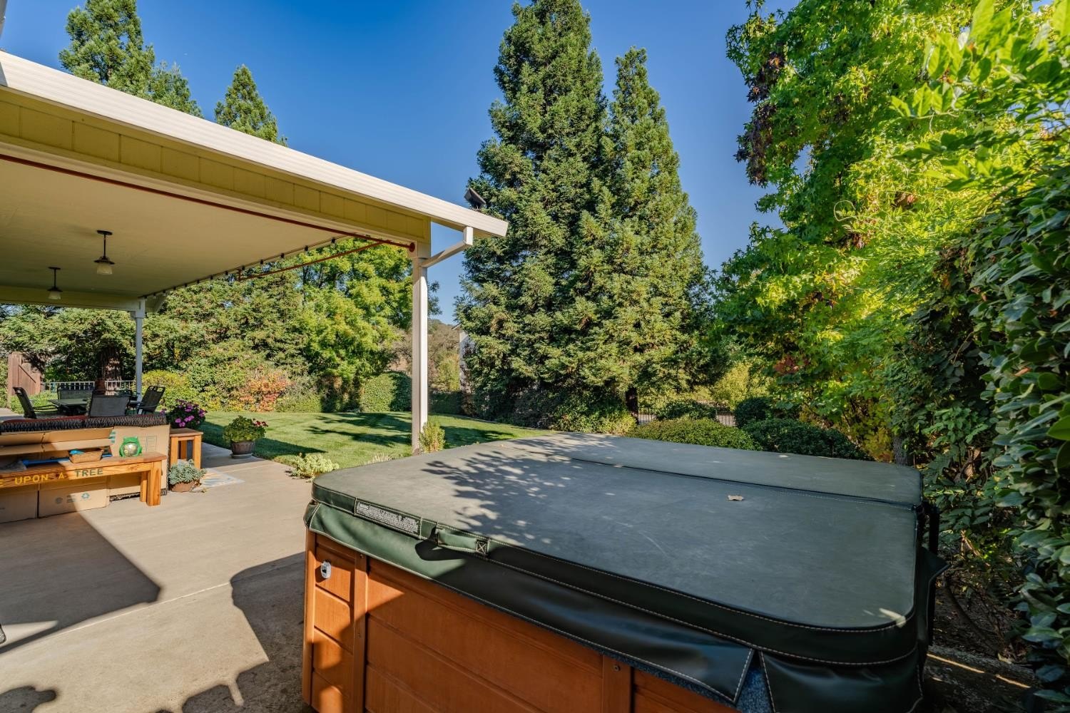 Valley Springs, California, 95252, United States, 3 Bedrooms Bedrooms, ,2 BathroomsBathrooms,Residential,For Sale,1981234