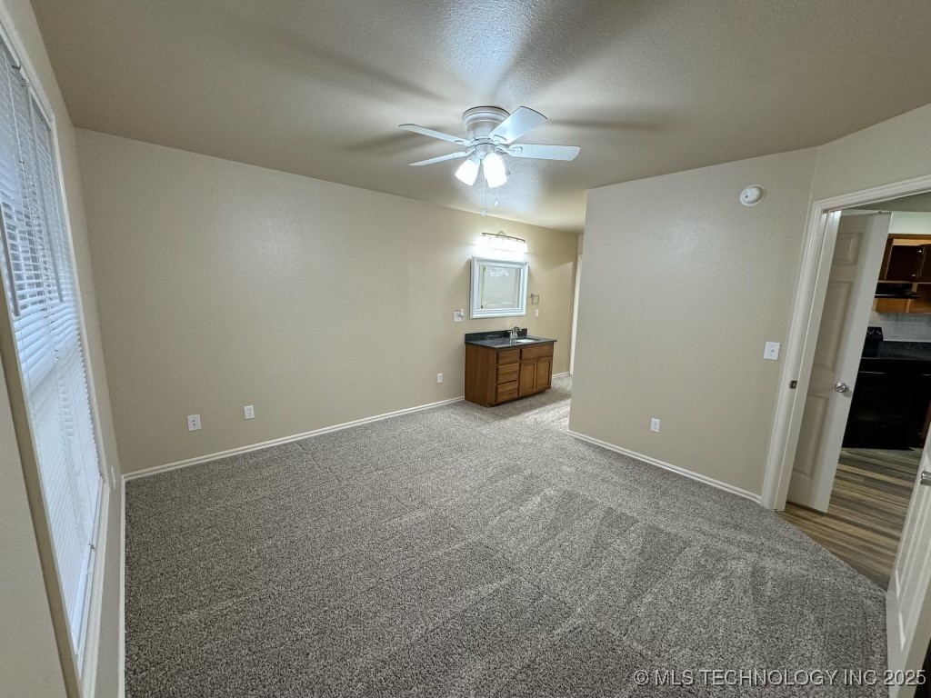 Tahlequah, Oklahoma, 74464, United States, 6 Bedrooms Bedrooms, ,8 BathroomsBathrooms,Residential,For Sale,1932775