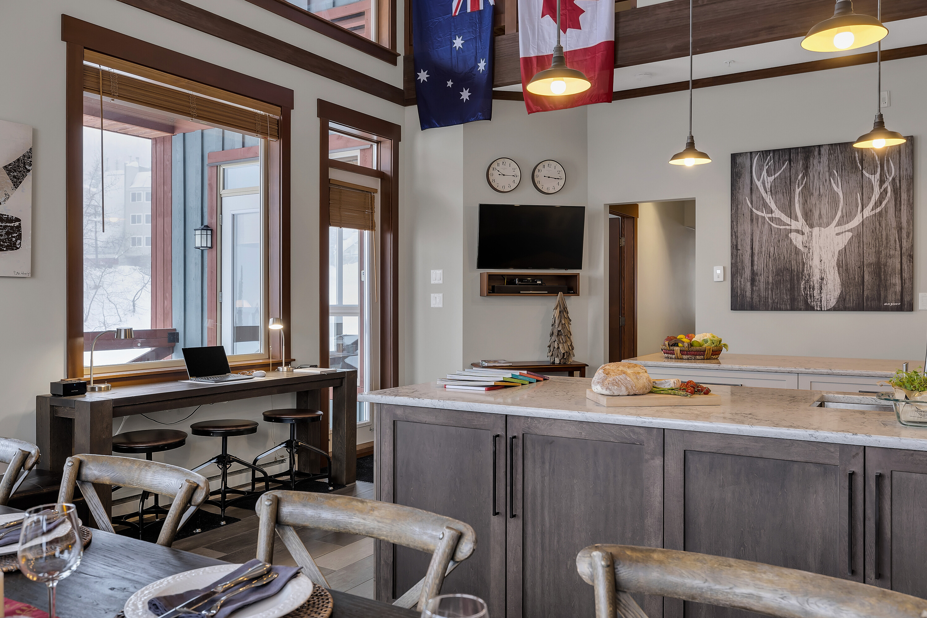  Penthouse Living at Big White - 物件實景