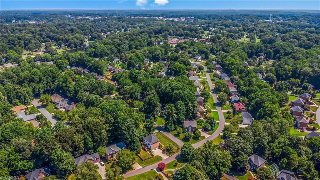 Clemmons, North Carolina, 27012, United States, 4 Bedrooms Bedrooms, ,3 BathroomsBathrooms,Residential,For Sale,1902242