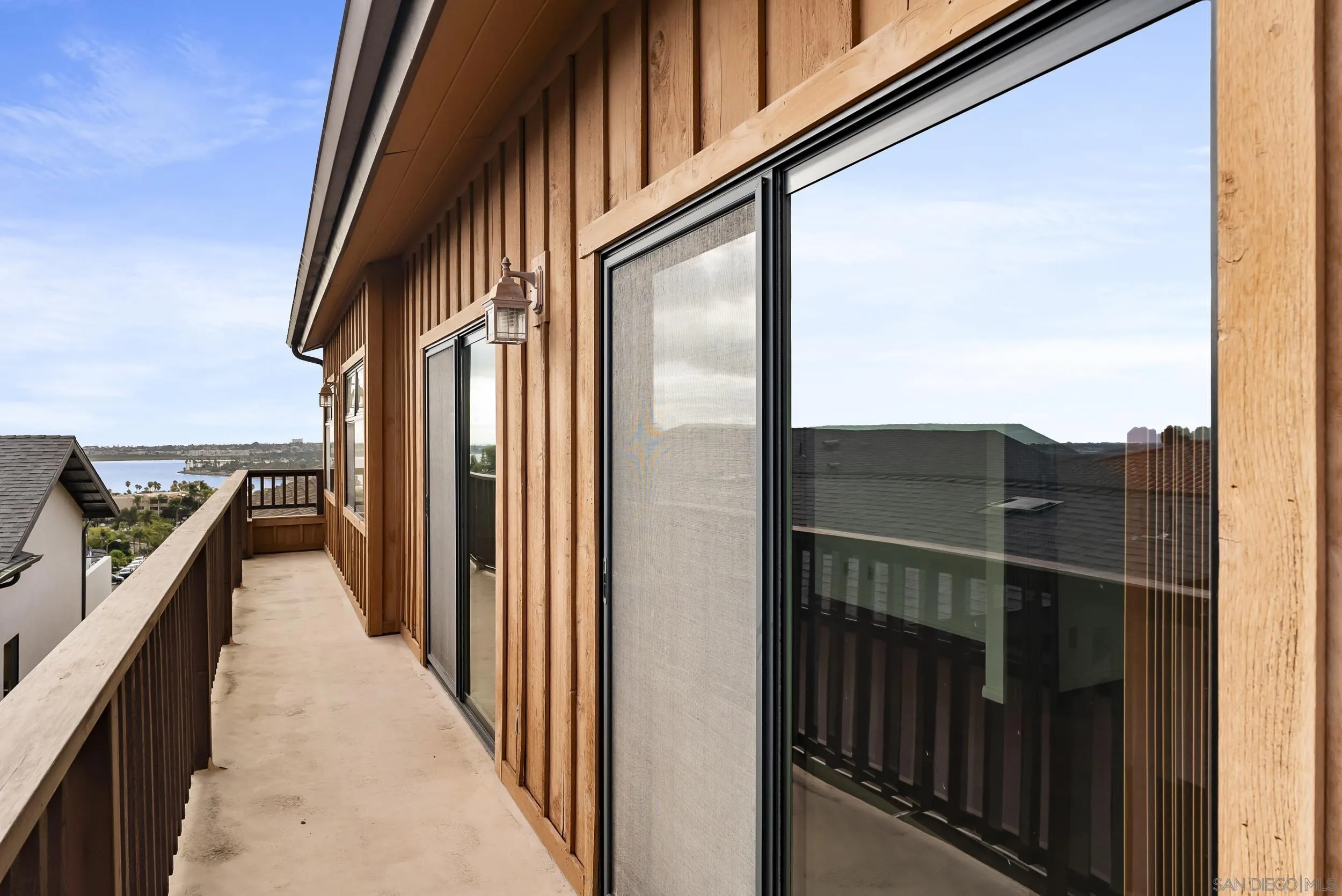 San Diego, California, 92117, United States, 3 Bedrooms Bedrooms, ,3 BathroomsBathrooms,Residential,For Sale,1966862