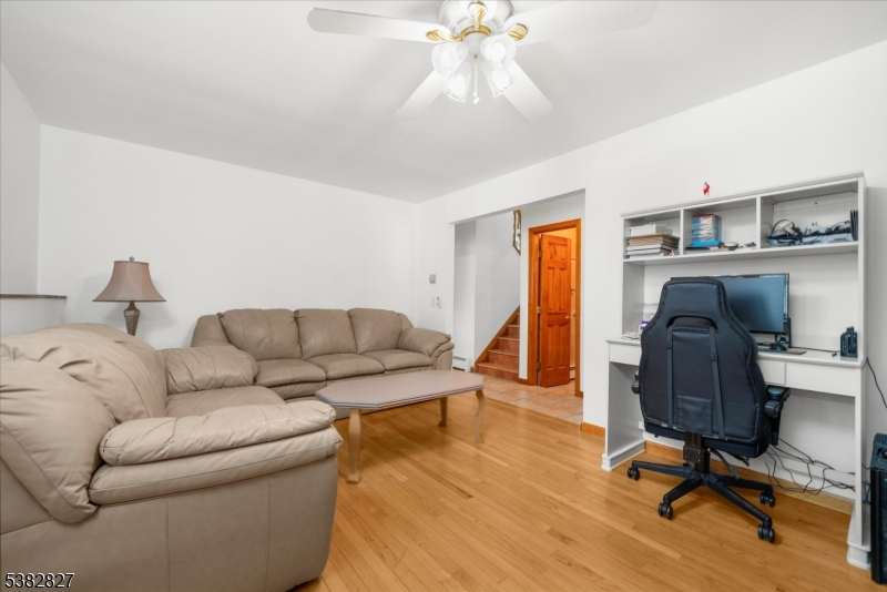 Hackettstown Town, New Jersey, 07840, United States, 4 Bedrooms Bedrooms, ,2 BathroomsBathrooms,Residential,For Sale,1940859