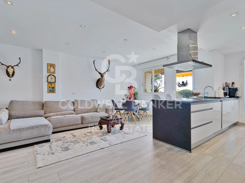 Marbella, Andalusia, ES, 3 Bedrooms Bedrooms, ,2 BathroomsBathrooms,Residential,For Sale,1827005