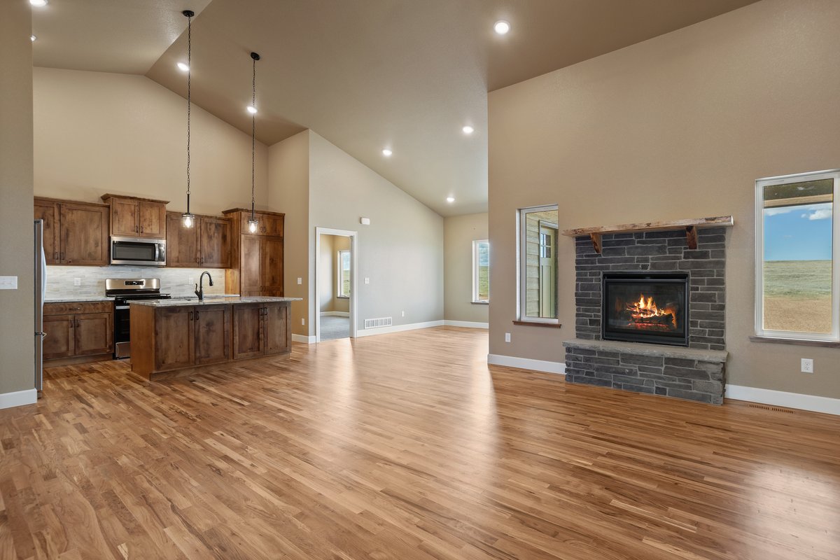 Cheyenne, Wyoming, 82009, United States, 3 Bedrooms Bedrooms, ,2 BathroomsBathrooms,Residential,For Sale,1905724