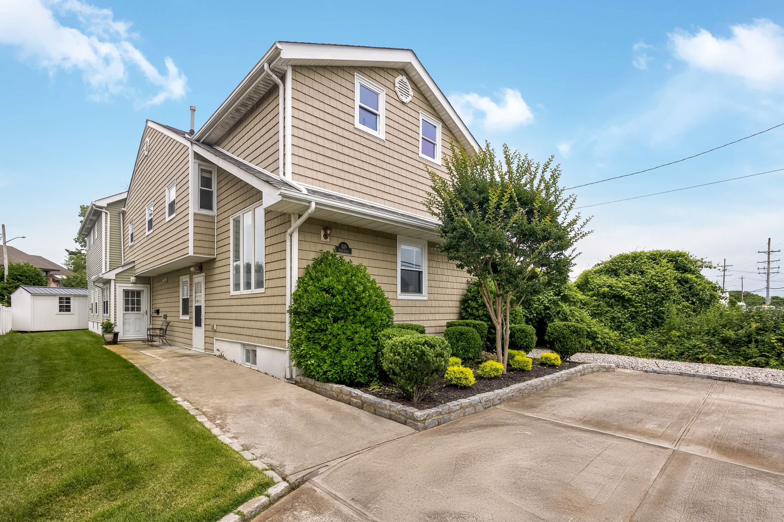 Atlantic Beach, New York, 11509, United States, 4 Bedrooms Bedrooms, ,4 BathroomsBathrooms,Residential,For Sale,1943894