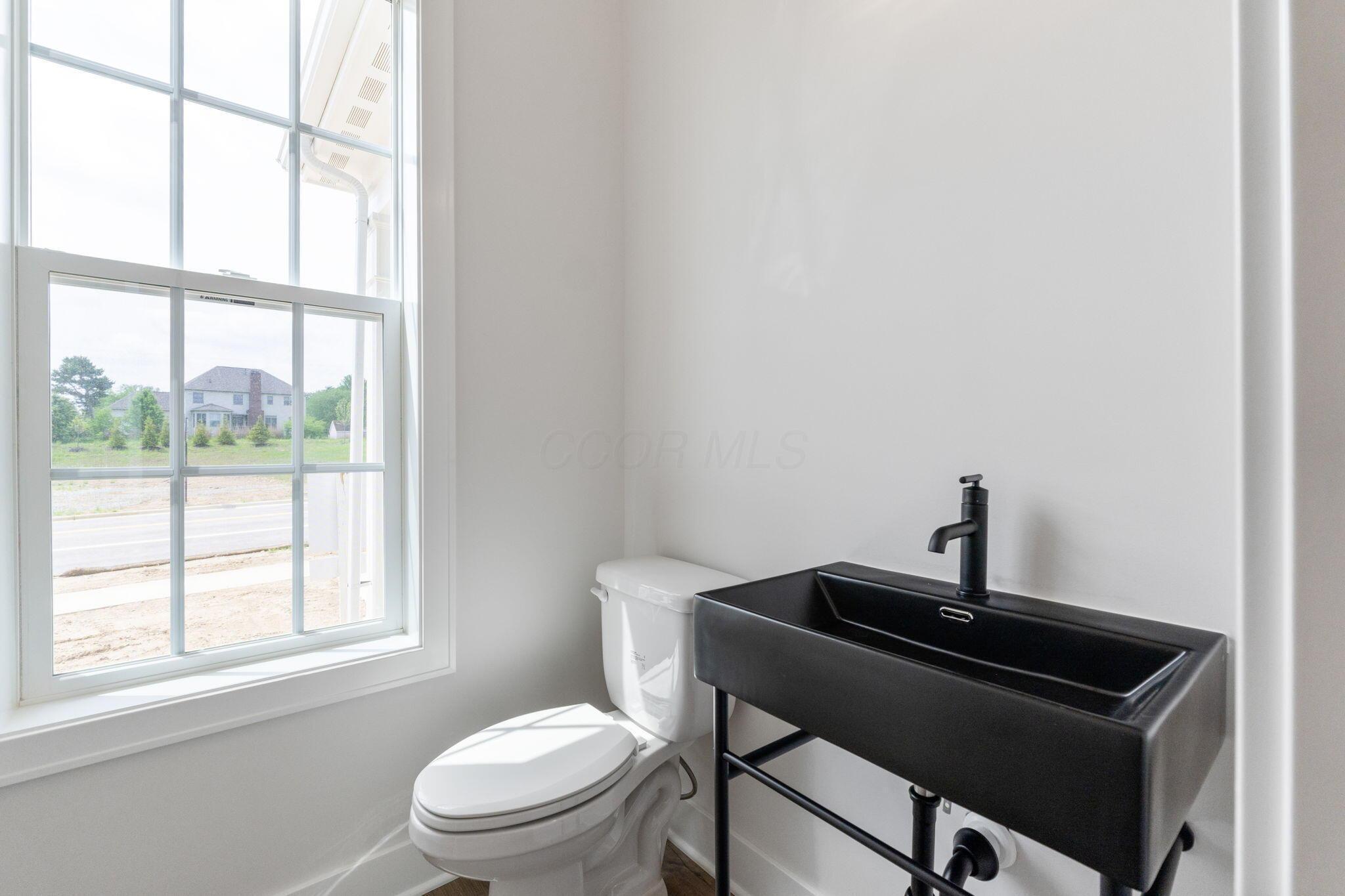 Lewis Center, Ohio, 43035, United States, 5 Bedrooms Bedrooms, ,5 BathroomsBathrooms,Residential,For Sale,1901790