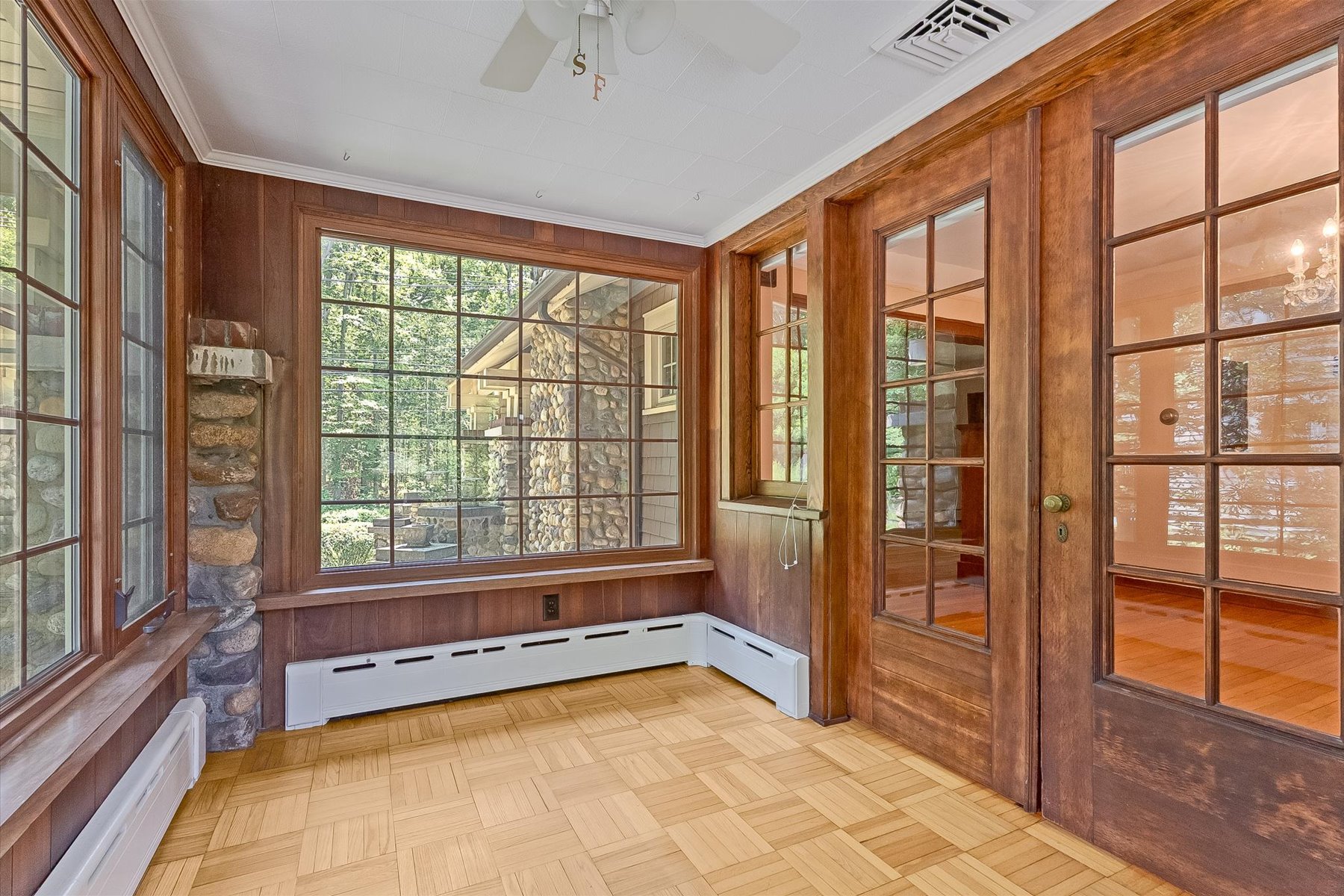  Authentic Craftsman-Style Property Offers Timeless Character - 物件實景