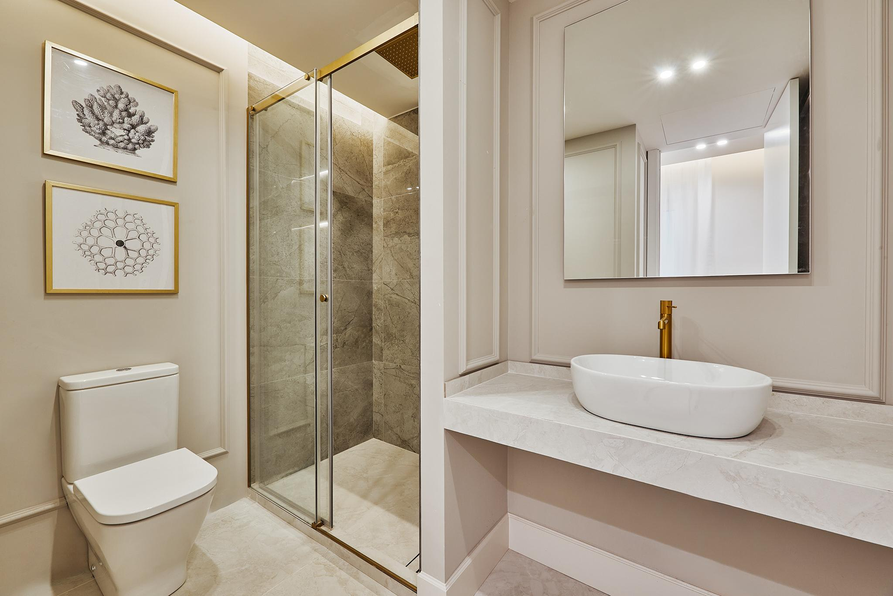  Elegant Renovated 5 Bedroom Apartment in Chamberí, Madrid - 物件實景