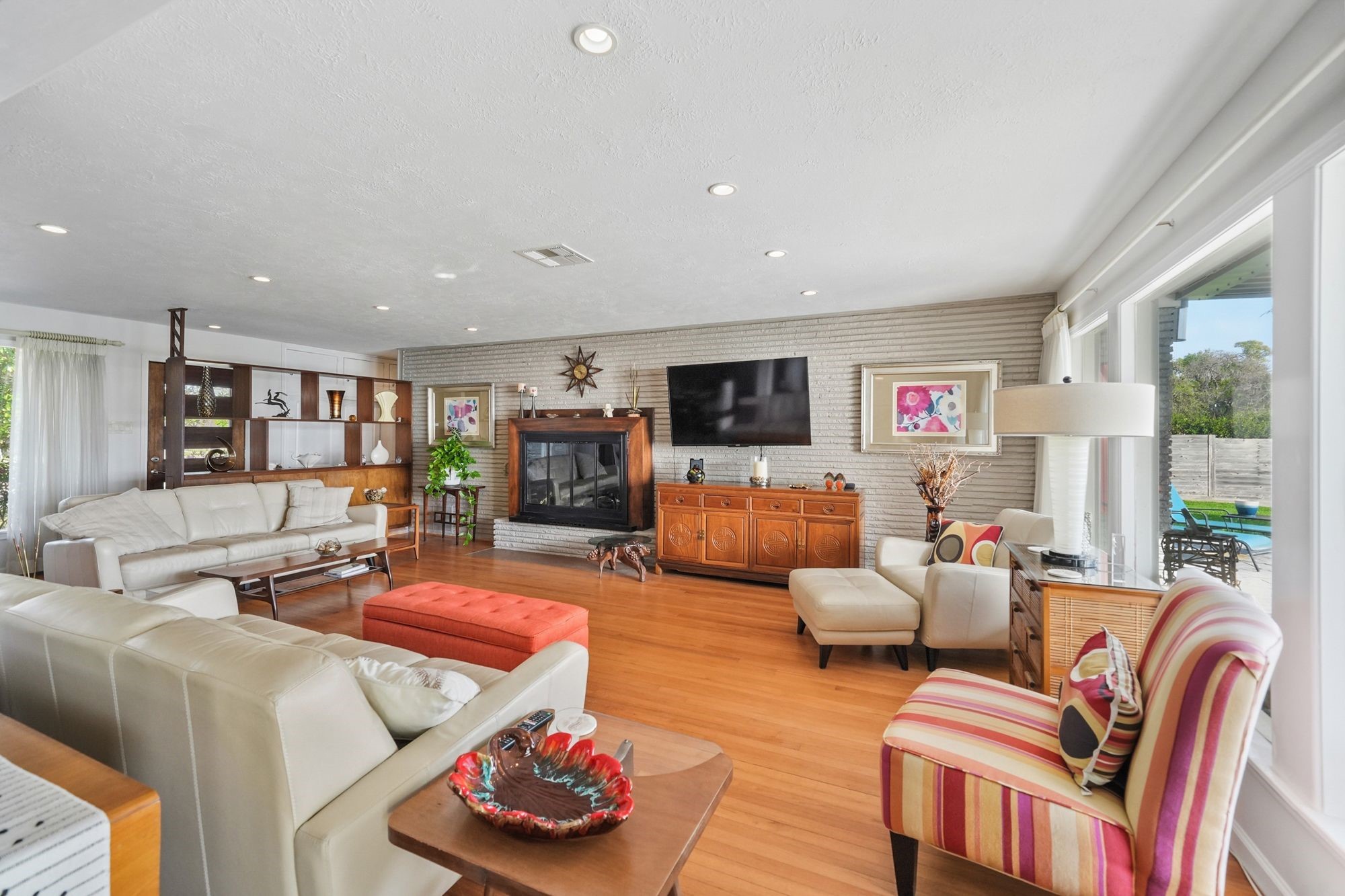  138 N Burnett Drive - 物件實景