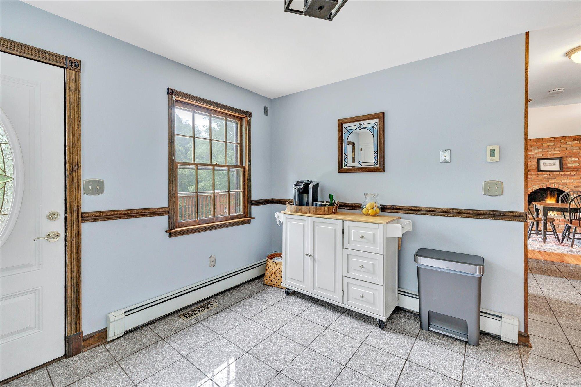 Monroe, Connecticut, 06468, United States, 3 Bedrooms Bedrooms, ,3 BathroomsBathrooms,Residential,For Sale,1872282