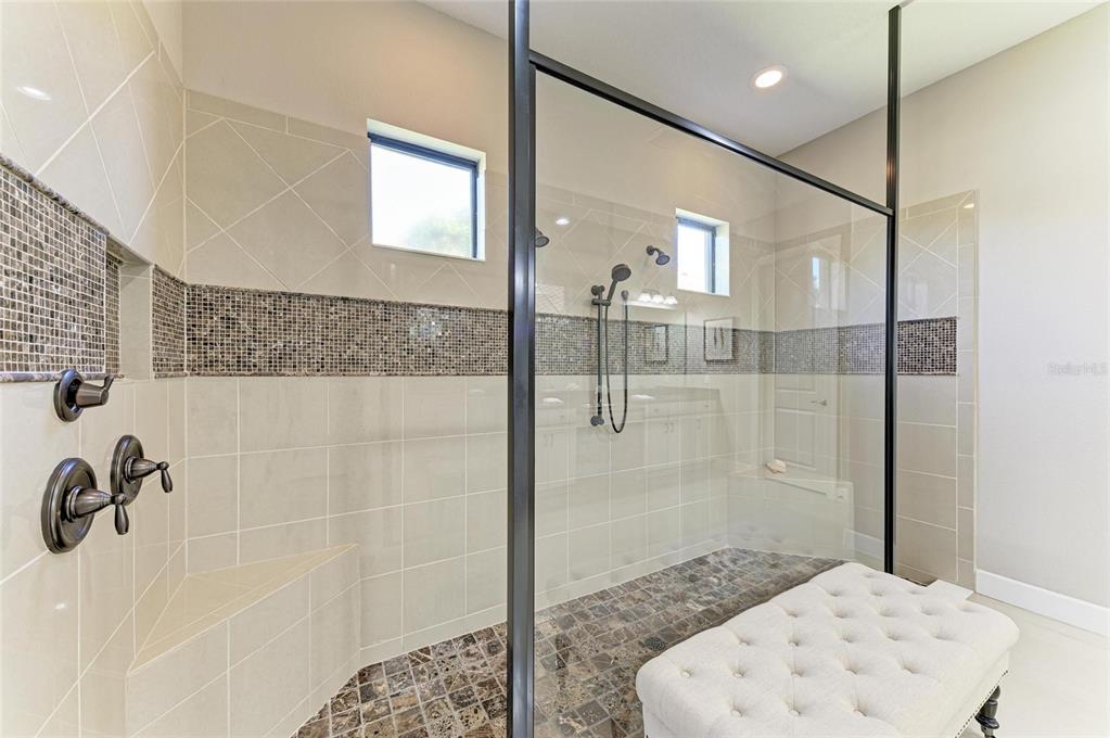 Bradenton, Florida, 34211, United States, 3 Bedrooms Bedrooms, ,3 BathroomsBathrooms,Residential,For Sale,1784146