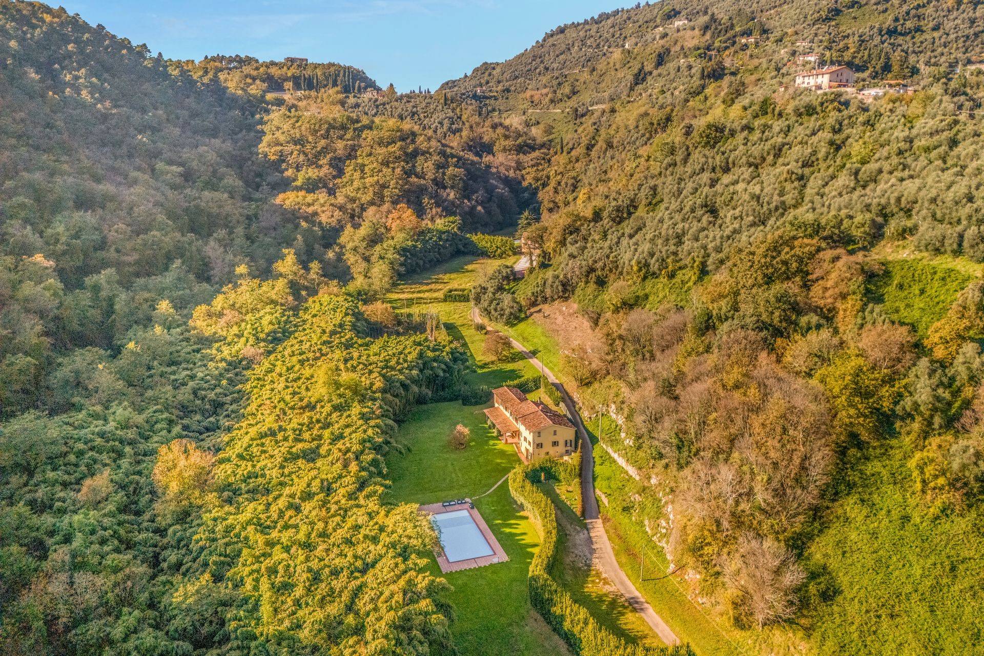 Camaiore, Lucca, 55041, IT, 10 Bedrooms Bedrooms, ,11 BathroomsBathrooms,Residential,For Sale,1991599