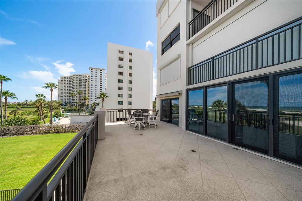 Clearwater Beach, Florida, 33767, United States, 2 Bedrooms Bedrooms, ,2 BathroomsBathrooms,Residential,For Sale,1912090
