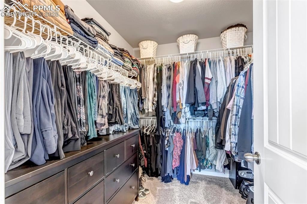 Colorado Springs, Colorado, 80925, United States, 5 Bedrooms Bedrooms, ,4 BathroomsBathrooms,Residential,For Sale,1890411