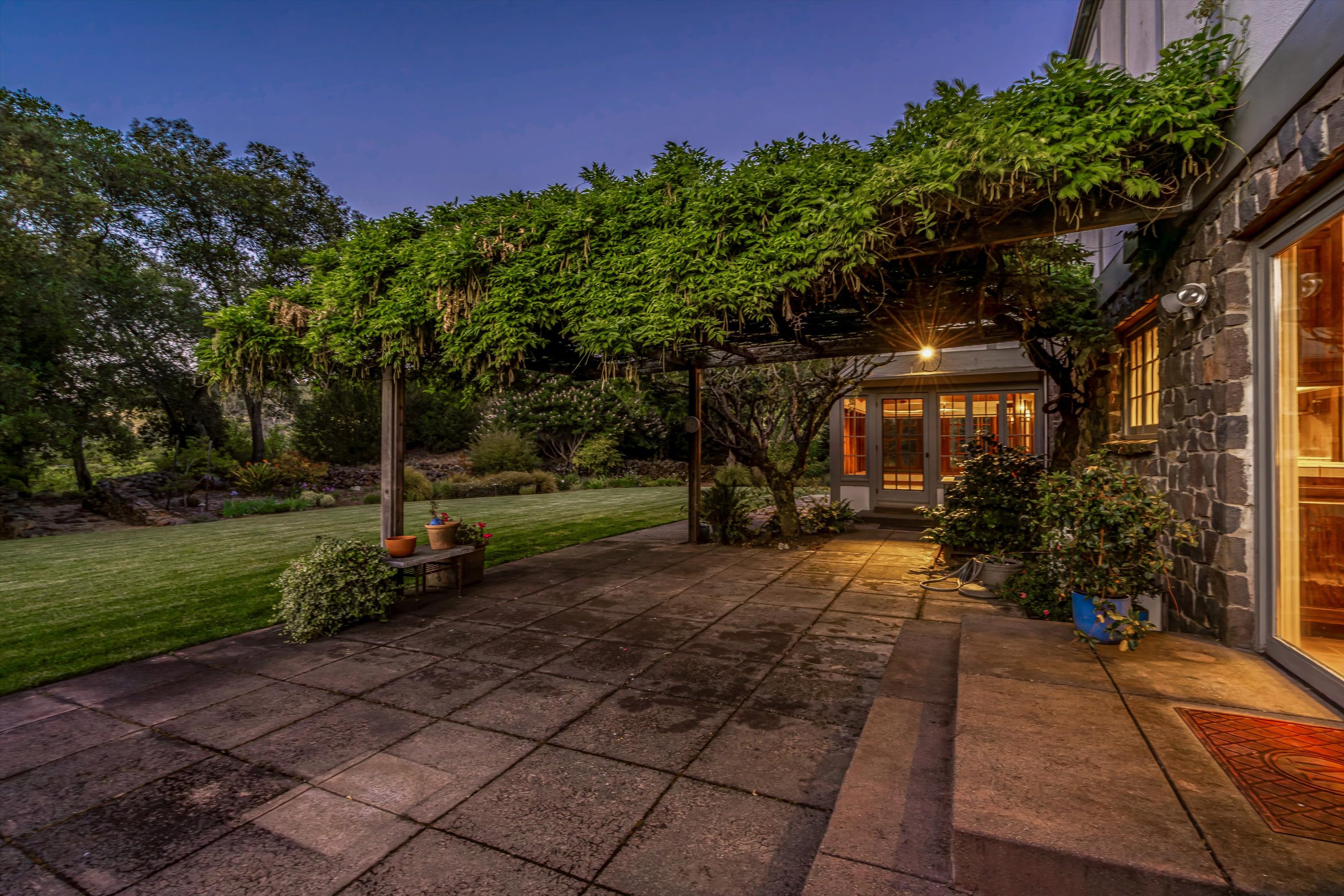  7455 Foothill Ranch Road - 物件實景