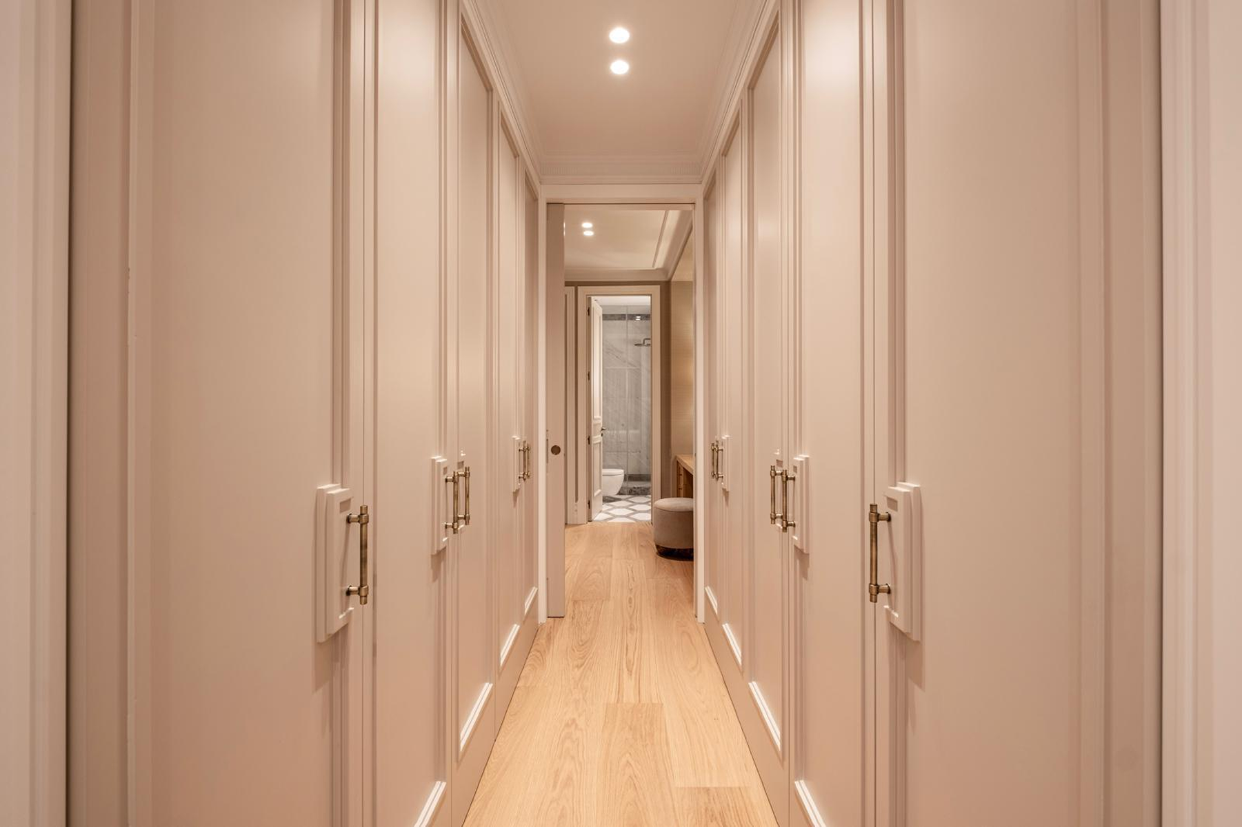  Renovated home near Retiro in classic building with two garages - 物件實景