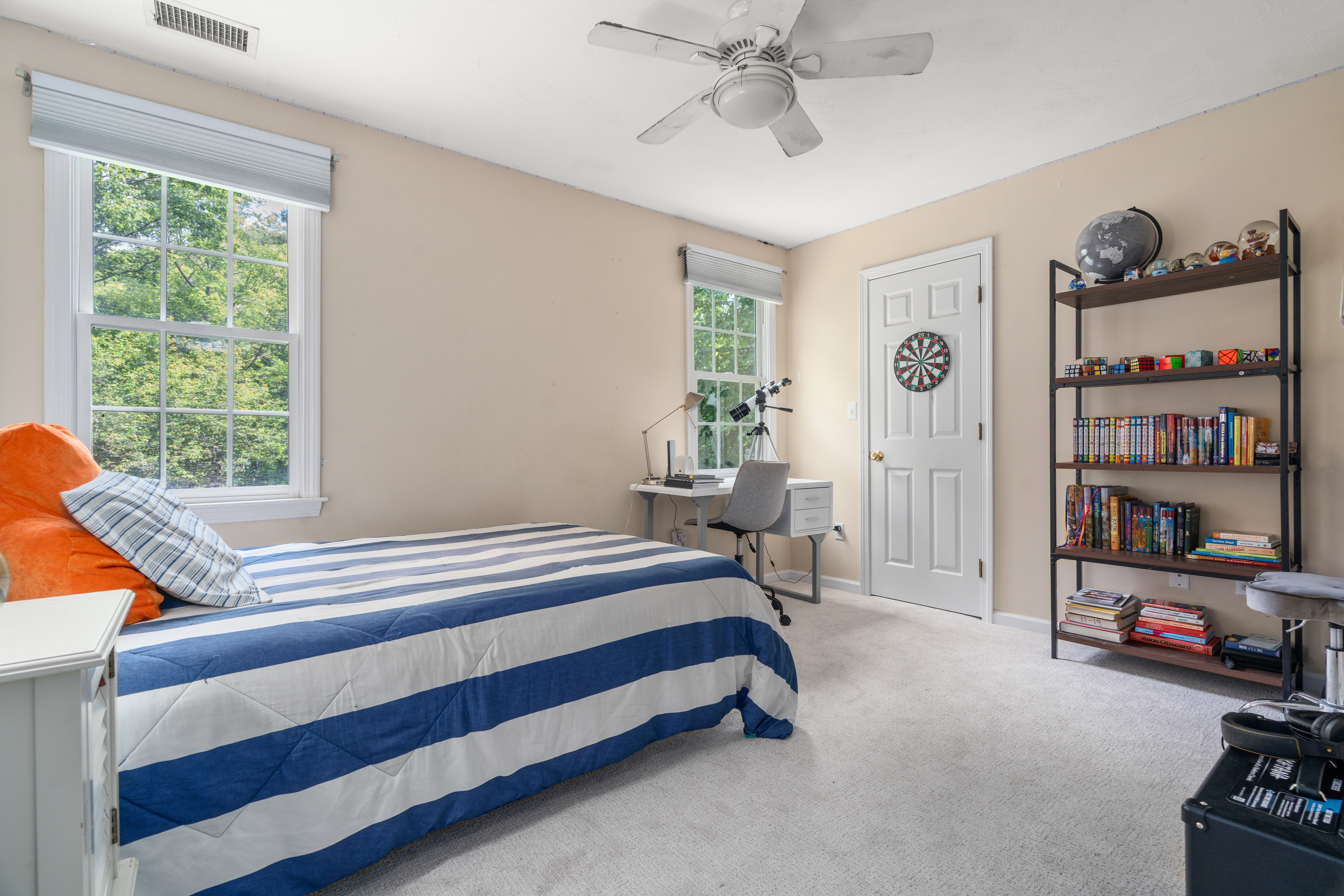  18 Wood Street, Southborough, MA, 01772 - 物件實景