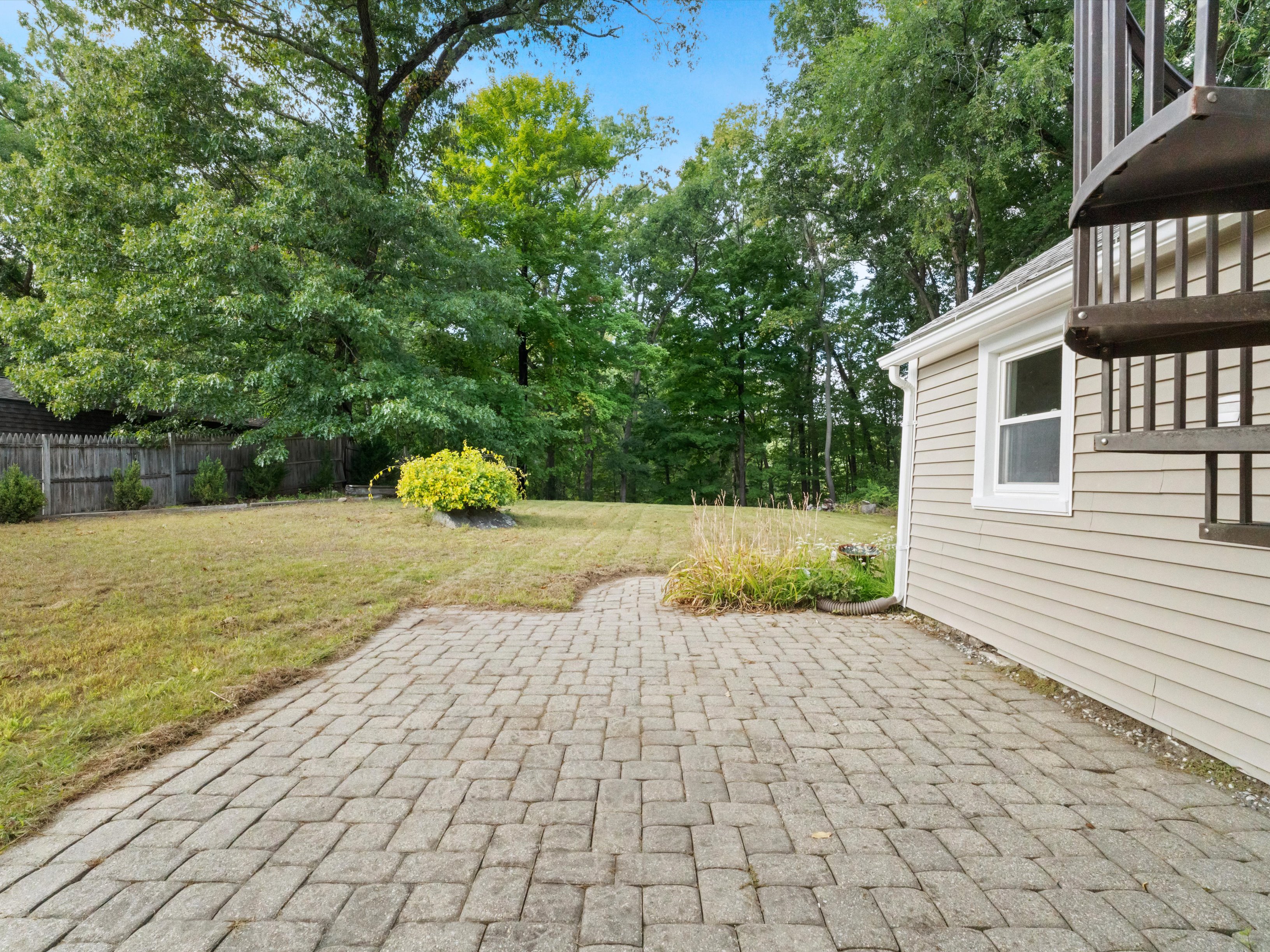  82 Boston Road, Sutton, MA 01590 - 物件實景