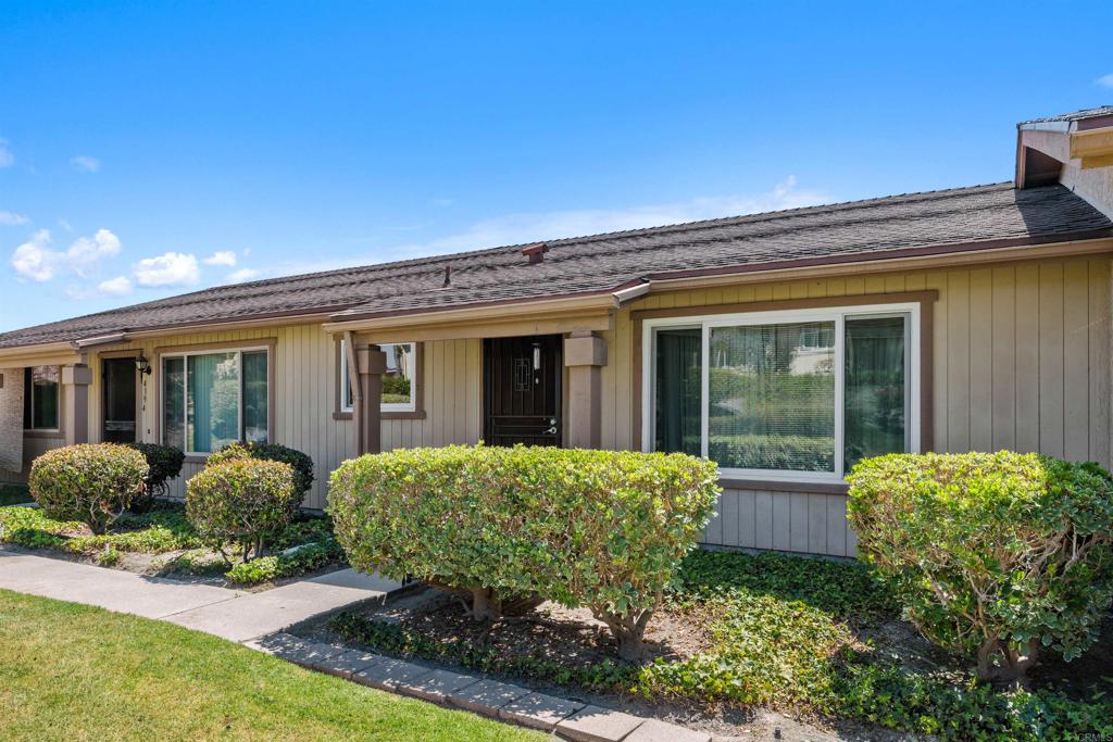 Oceanside, California, 92057, United States, 2 Bedrooms Bedrooms, ,1 BathroomBathrooms,Residential,For Sale,1919861