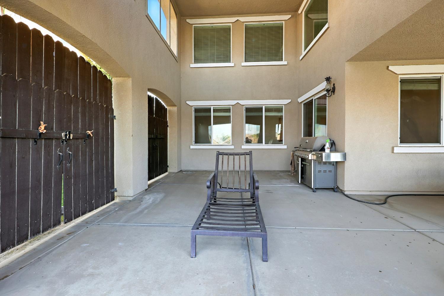 Chowchilla, California, 93610, United States, 5 Bedrooms Bedrooms, ,4 BathroomsBathrooms,Residential,For Sale,1982347