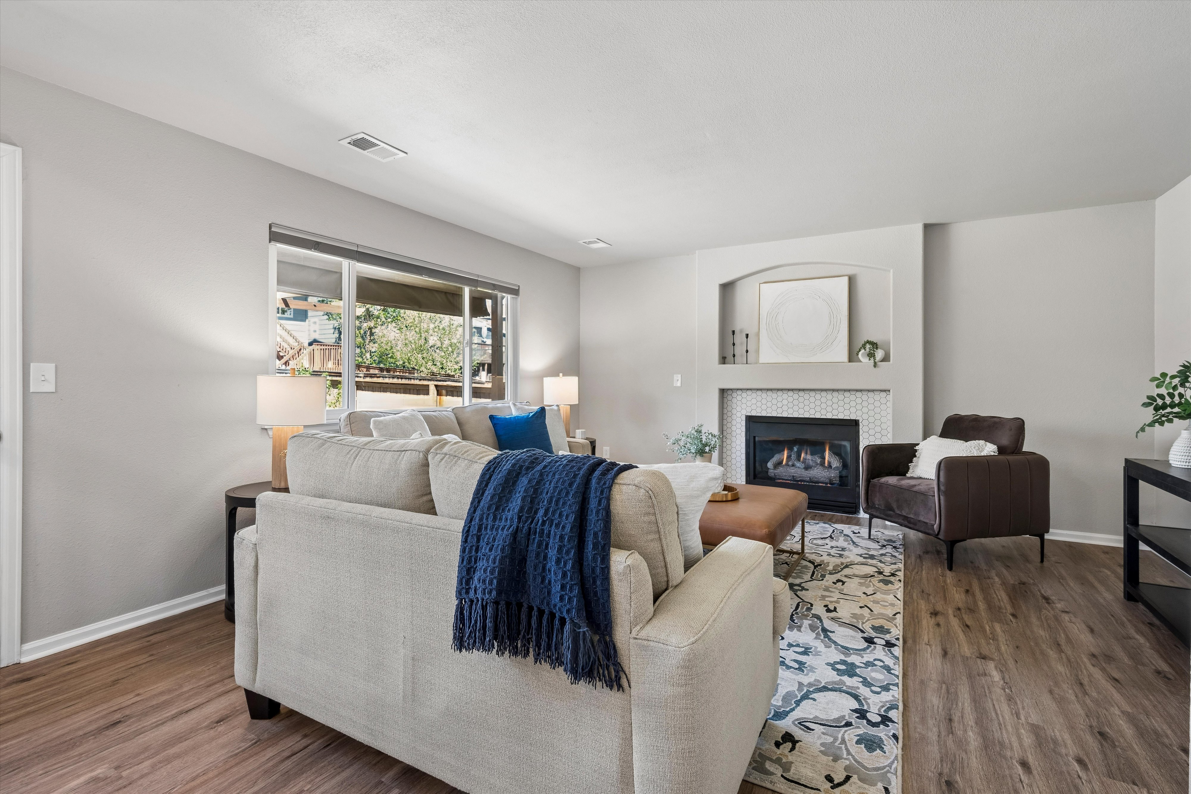  Discover effortless elegance in this stylishly updated home - 物件實景