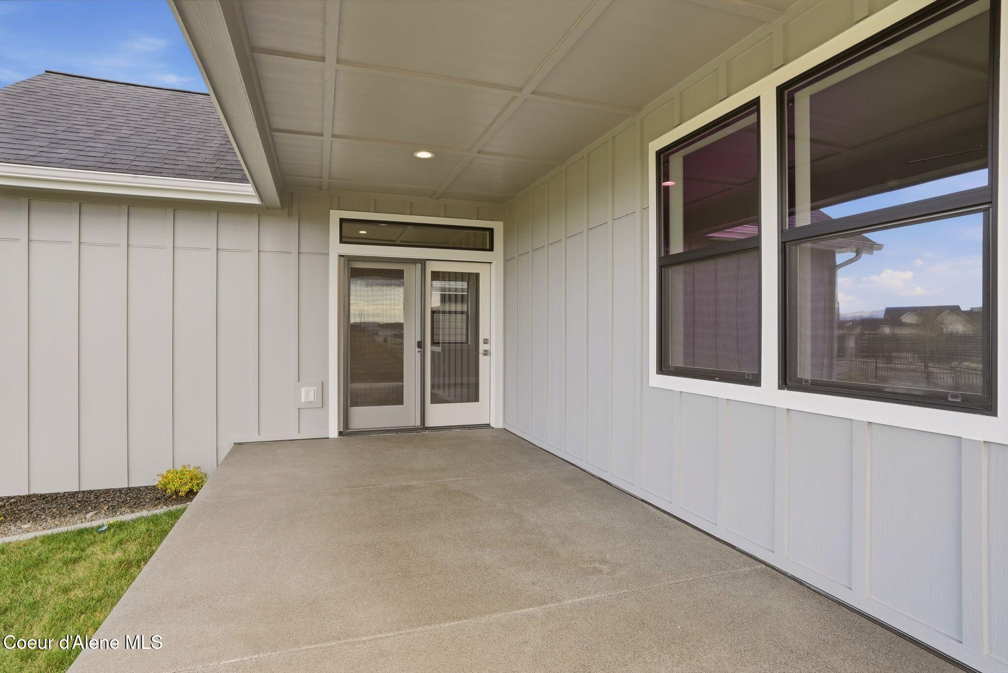 Coeur d'Alene, Idaho, 83815, United States, 4 Bedrooms Bedrooms, ,3 BathroomsBathrooms,Residential,For Sale,2039969