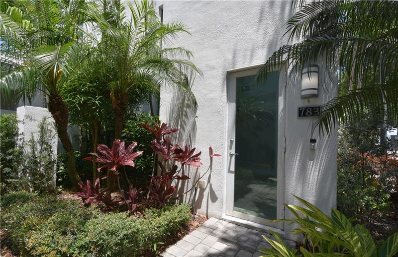 Fort Lauderdale, Florida, 33304, United States, 3 Bedrooms Bedrooms, ,4 BathroomsBathrooms,Residential,For Sale,1793977
