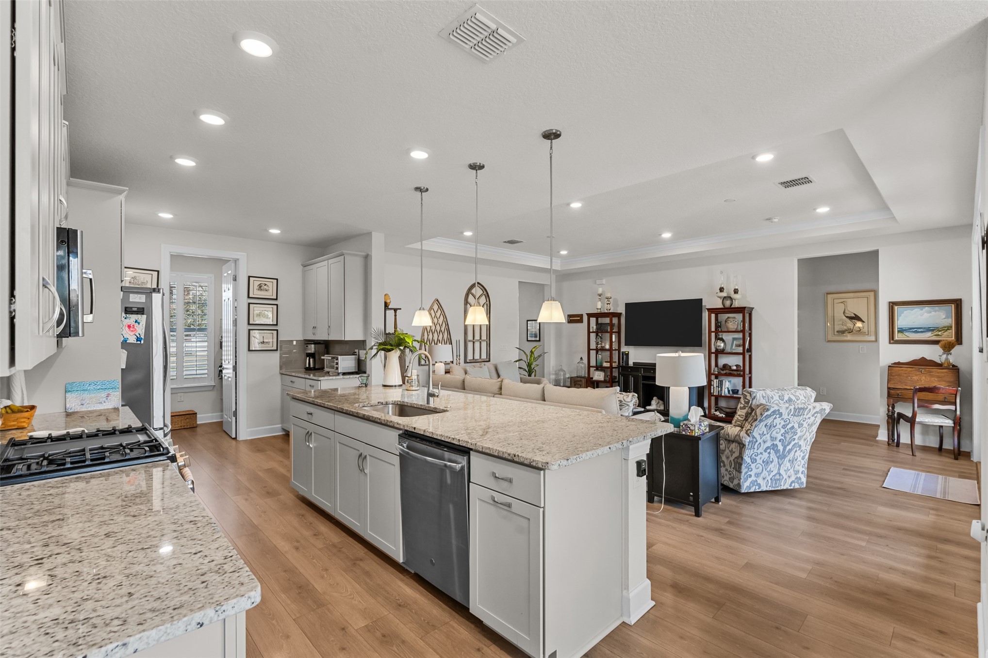 Fernandina Beach, Florida, 32034, United States, 3 Bedrooms Bedrooms, ,2 BathroomsBathrooms,Residential,For Sale,2024092