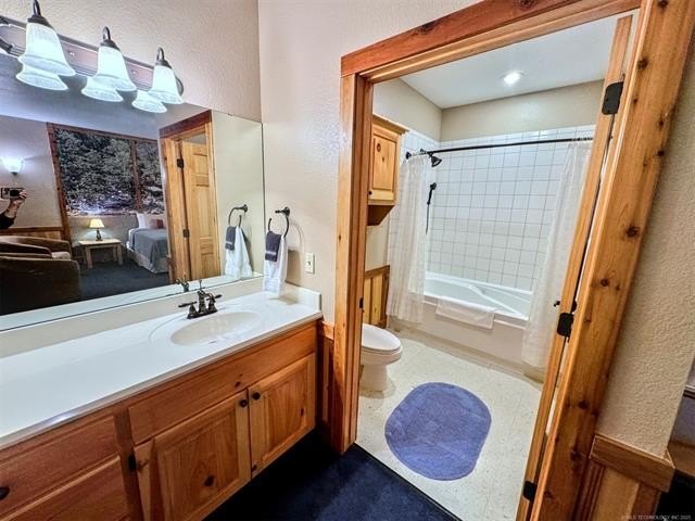 Cookson, Oklahoma, 74427, United States, 8 Bedrooms Bedrooms, ,10 BathroomsBathrooms,Residential,For Sale,1825365