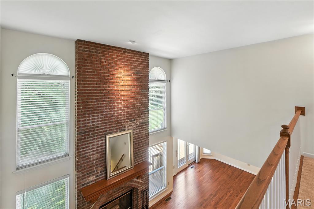 Maryland Heights, Missouri, 63043, United States, 3 Bedrooms Bedrooms, ,4 BathroomsBathrooms,Residential,For Sale,1892007