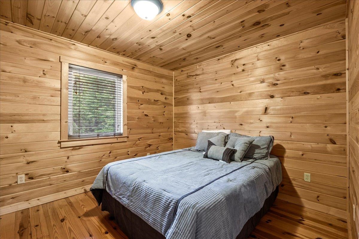 Cleveland, South Carolina, 29635, United States, 3 Bedrooms Bedrooms, ,3 BathroomsBathrooms,Residential,For Sale,1977097