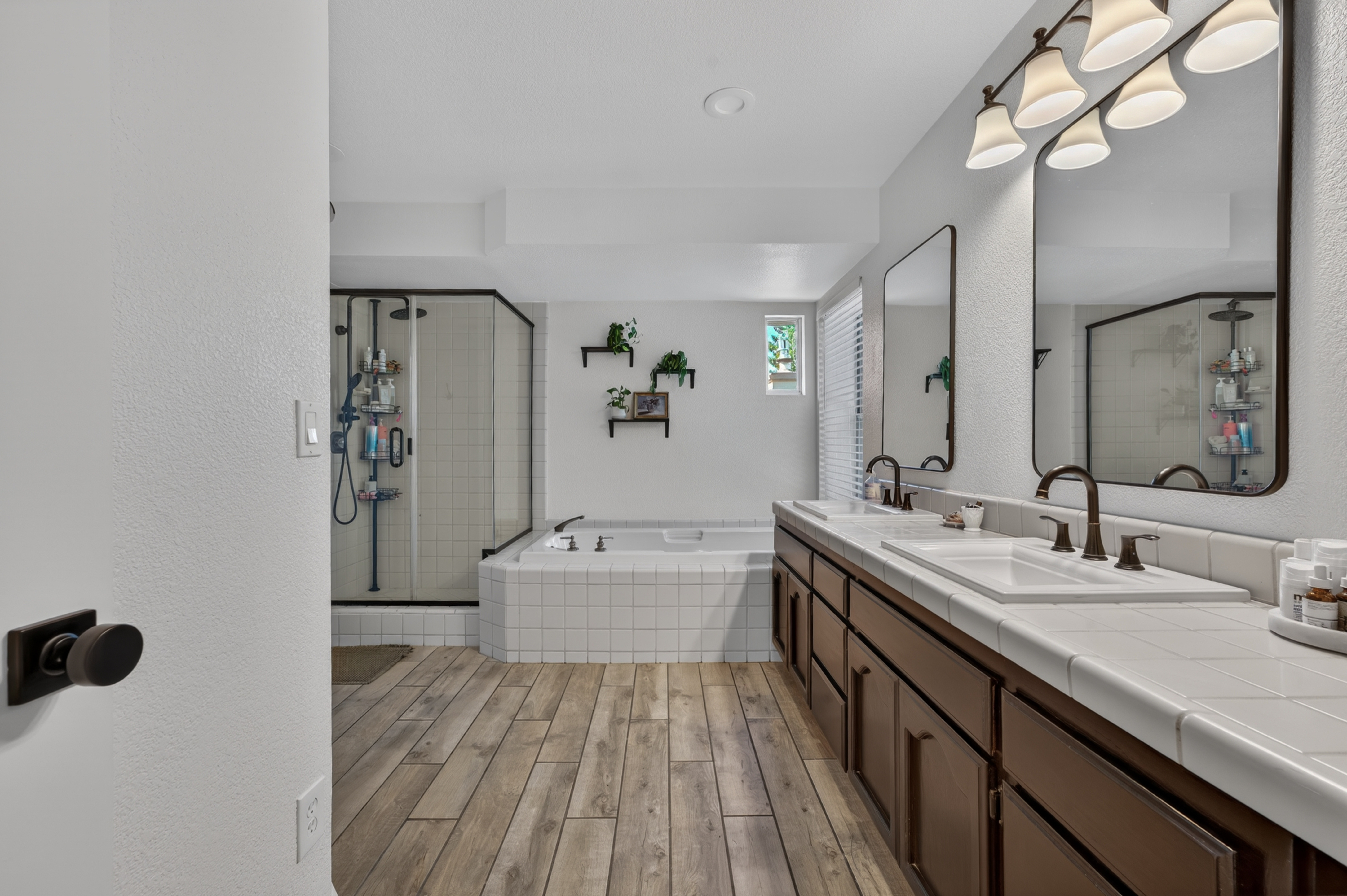  5723 Crown Court, Rocklin, CA 95677 - 物件實景
