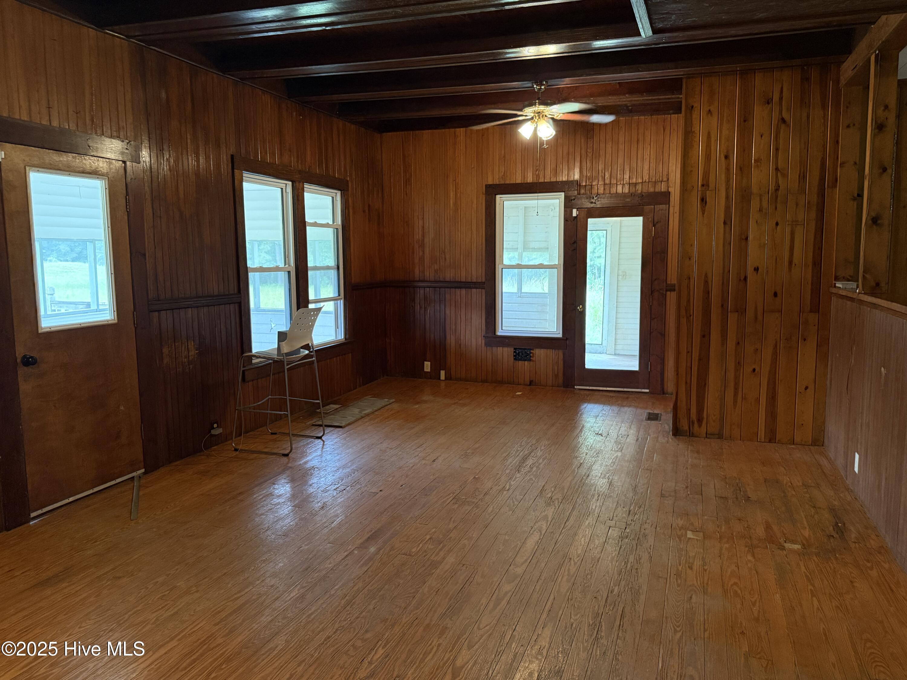 Harrells, North Carolina, 28444, United States, 4 Bedrooms Bedrooms, ,5 BathroomsBathrooms,Residential,For Sale,1955084